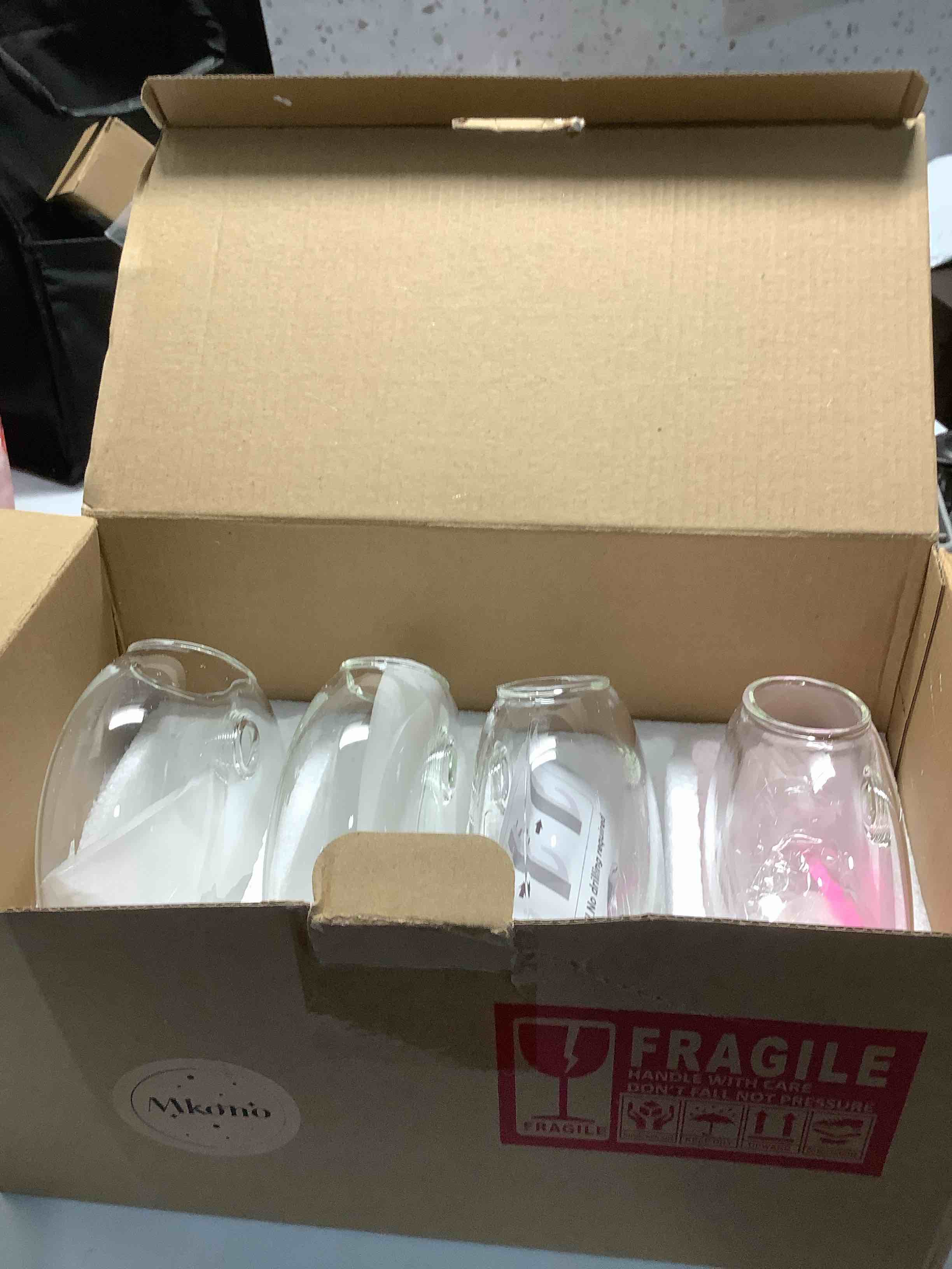 Condition photo showing Good Condition for Mkono Wall Hanging Planter Propagation Station Glass Flower Vase for Hydroponics Plants, Bathroom, Home Office Living Room Decor Gift, Oblate Set of 4