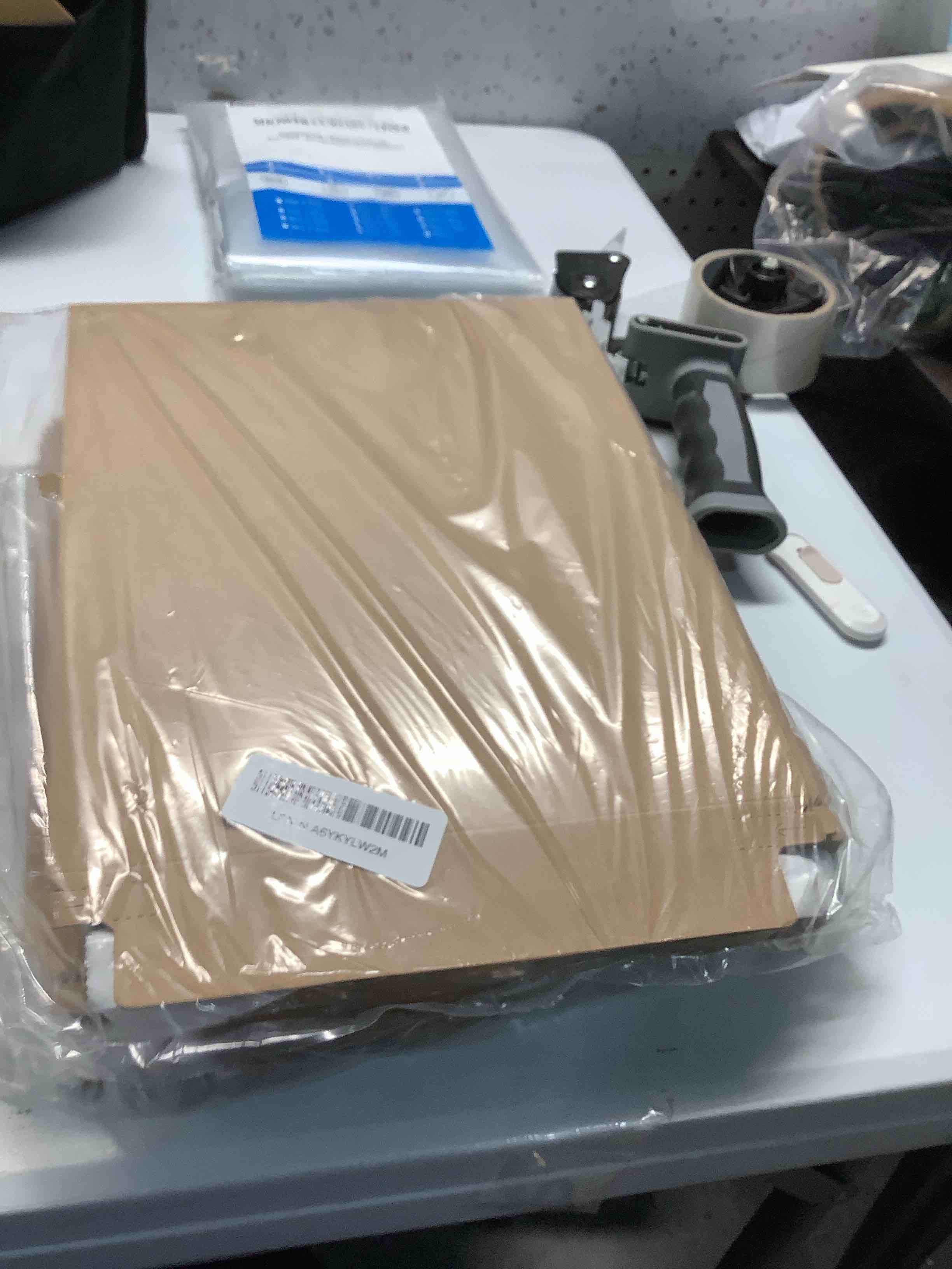 Condition photo showing Good Condition for Famagic 9x12 Photo Mailers 50 Pack - Brown Self Seal Document Mailers Cardboard Envelopes, Stay Flat Photo Envelopes 9.25 x 11.75 Inches Brown 9x12