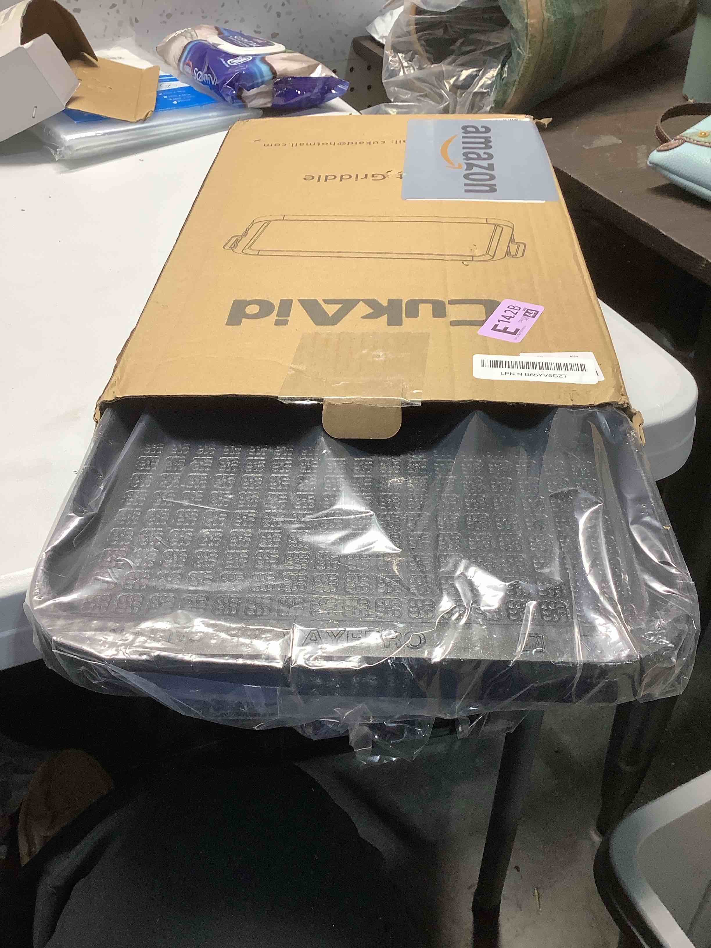 Condition photo showing Good Condition for Flat Top Grill - Non-Stick Stovetop Griddle, Aluminum, Dishwasher Safe 17" x 10.5" x 1"