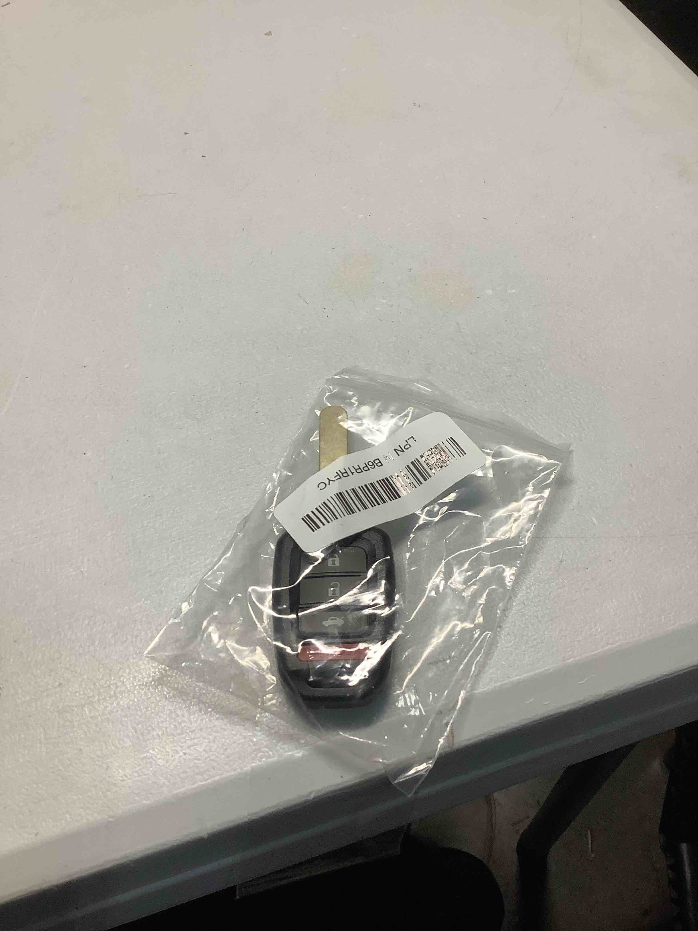 Condition photo showing Good Condition for MechanMagic Key Fob Remote Replacement Fits for Honda Civic 2014 2015/Accord 2013-2015 MLBHLIK6-1T Keyless Entry Remote Control Uncut 4 Buttons 315 MHz ID74 G Chip (35118-T2A-A20)