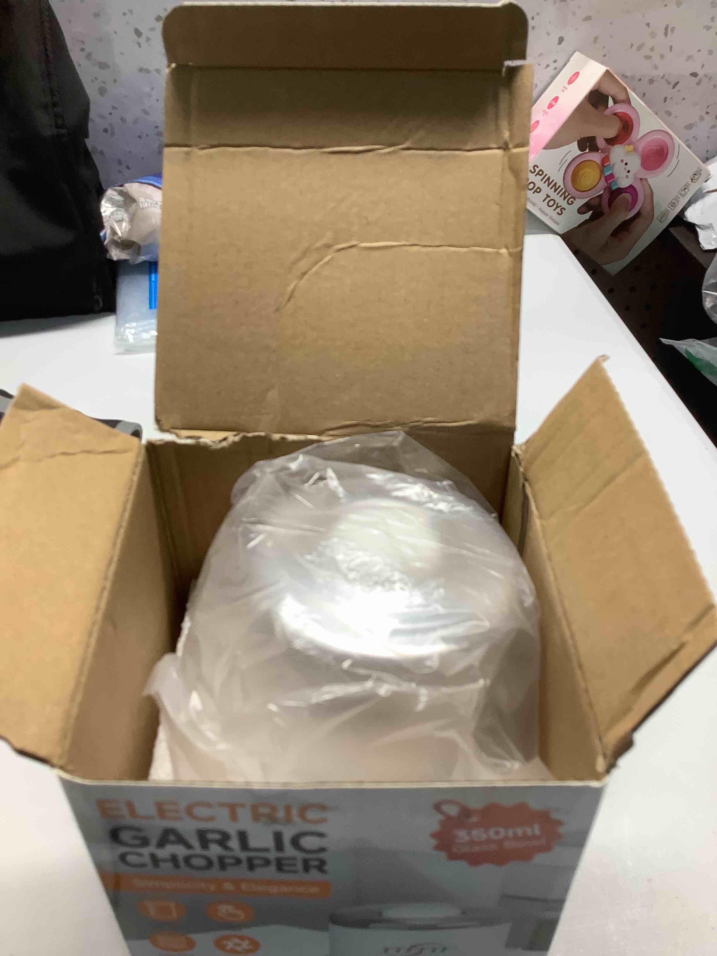 Condition photo showing Good Condition for TTFTTF Electric Garlic Chopper, 350ML Glass Bowl Mini Food Processor, Portable Veggie Chopper Onion Garlic Grinder, Wireless Blender for Ginger, Chili, Fruit, Meat, etc