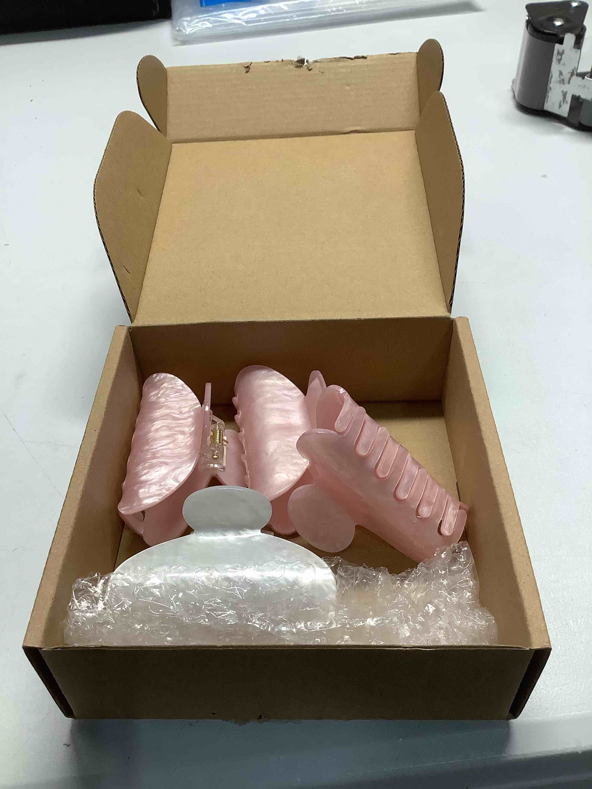 Condition photo showing Good Condition for 8 Pack Bridesmaid Proposal Gifts Acrylic Hair Claw Clips 3.3 Inch Cute Claw Clips Barrettes Bachelorette Party Wedding Bridal Bridesmaid Women Girls Hair Accessories (White&pink)