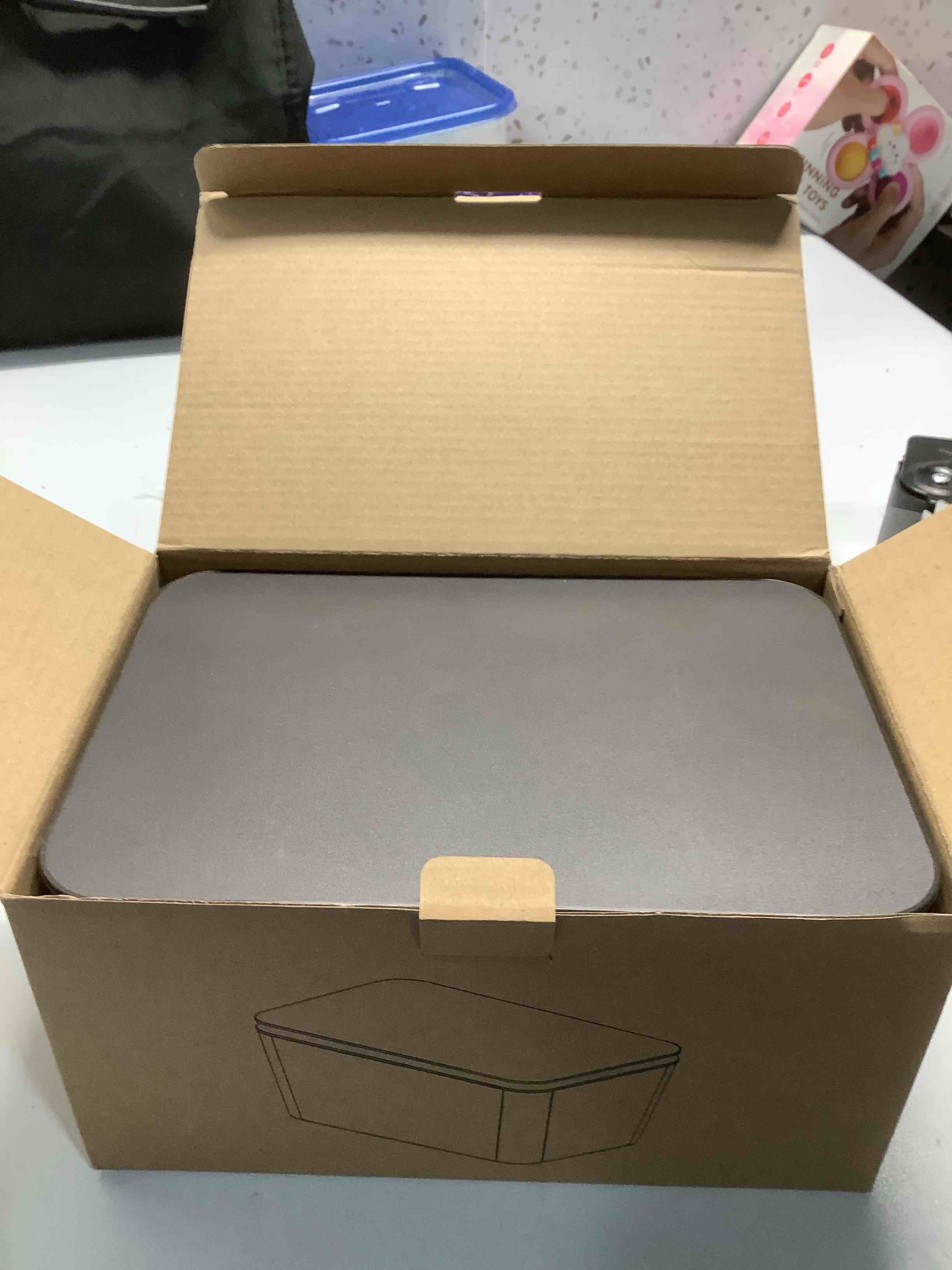 Condition photo showing Good Condition for Hswt Wipes Dispenser Seal-Designed Wipe Dispenser Holder Wipes Case Box for Bathroom Keep Wipes Fresh, Dust-Proof & Non-Slip
