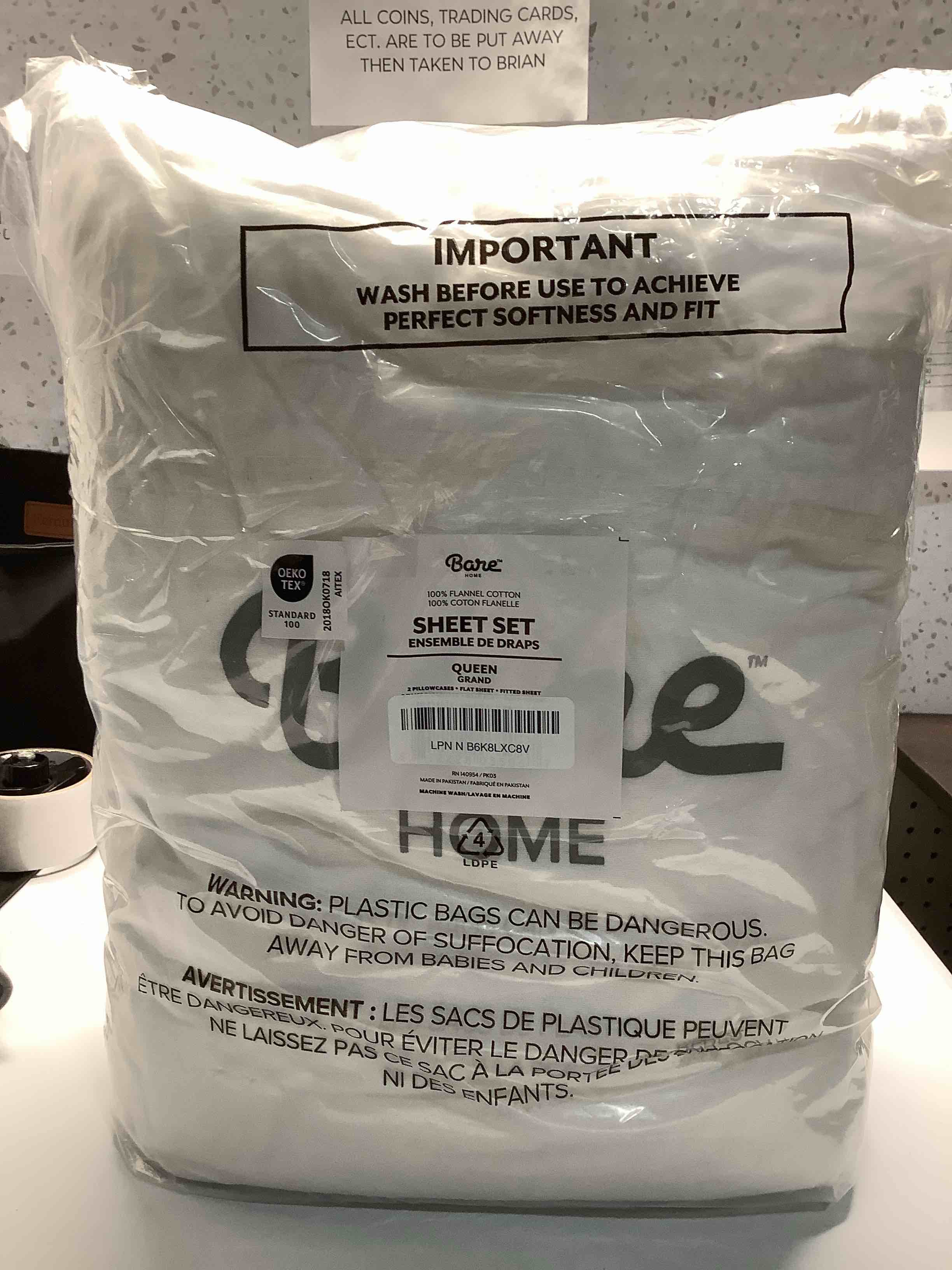 Condition photo showing Good Condition for Bare Home Flannel Sheet Set 100% Cotton, Velvety Soft Heavyweight - Double Brushed Flannel - Deep Pocket (Queen, White) Queen 01 - White