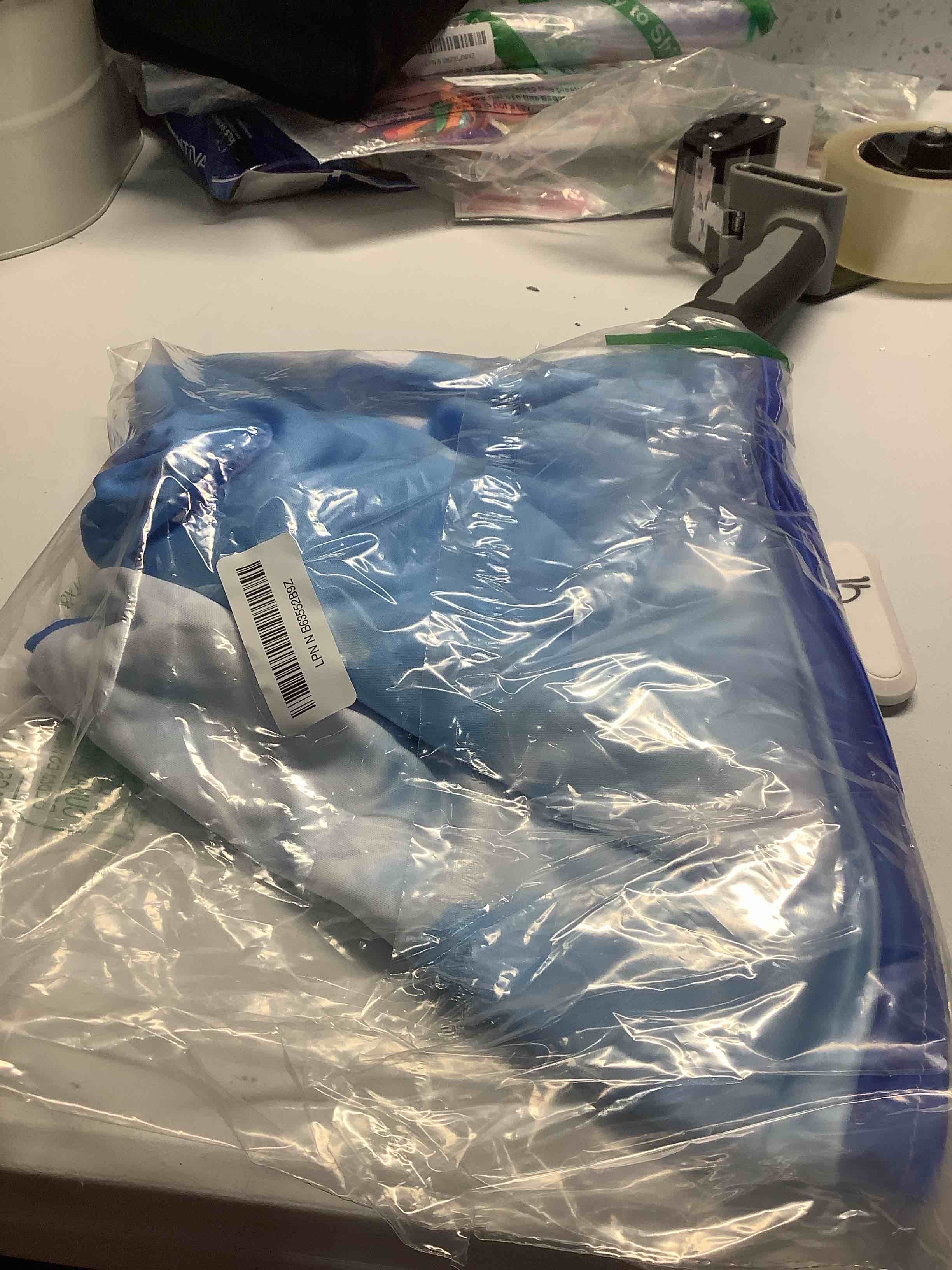 Condition photo showing Good Condition for YISUMEI Sky Tapestry, Sun Blue Sky White Clouds Wall Hanging, Natural Landscape Home Decor for Bedroom Living Room Dorm (59.1"x78.7") Sky 78.7"L x 59.1"W