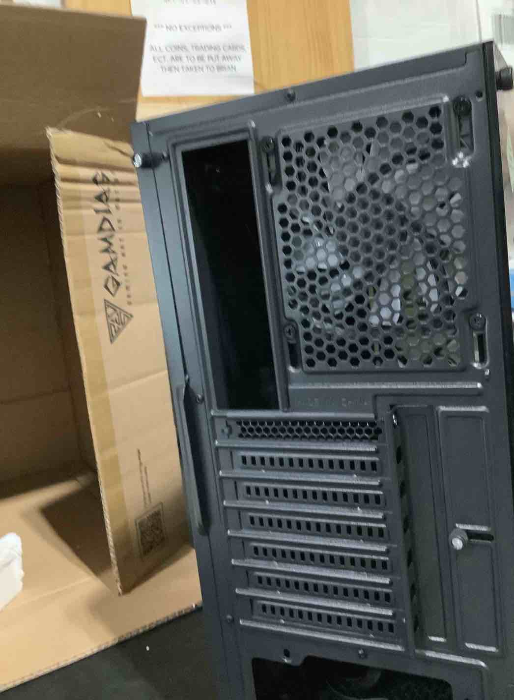 https://s3.amazonaws.com/lotting-images-prod/NKYBargainOutlett/TEA3735924_1776449780048.jpeg