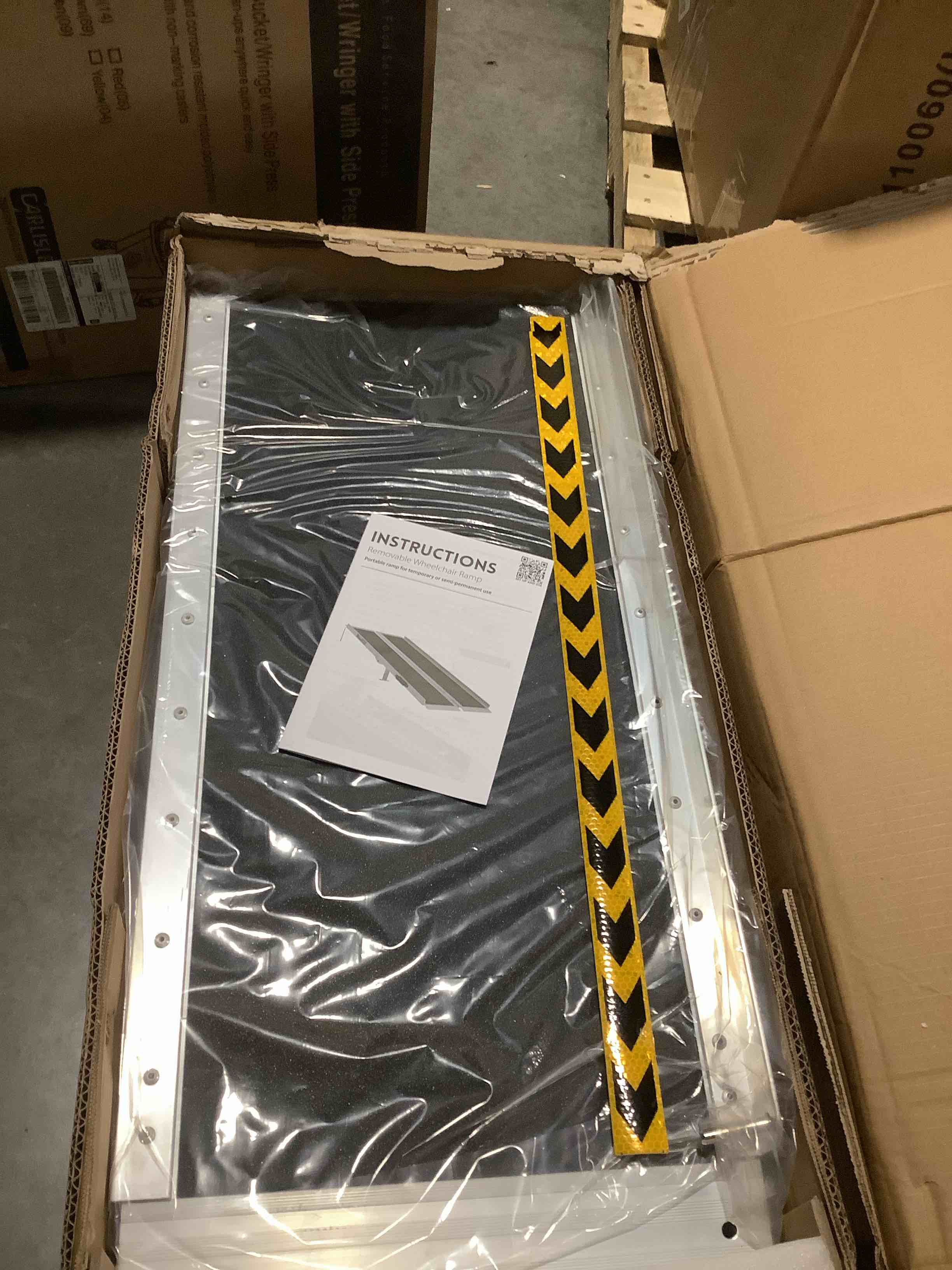 Condition photo showing Good Condition for fachnuo 5 feet portable wheelchair ramp, non-skid aluminum handicap ramps with handle, folding threshold wheel chair ramp for home steps, stairs, entry, threshold, doorways, scooter, 800lbs capacity aluminum 5ft(using height 5-15'')