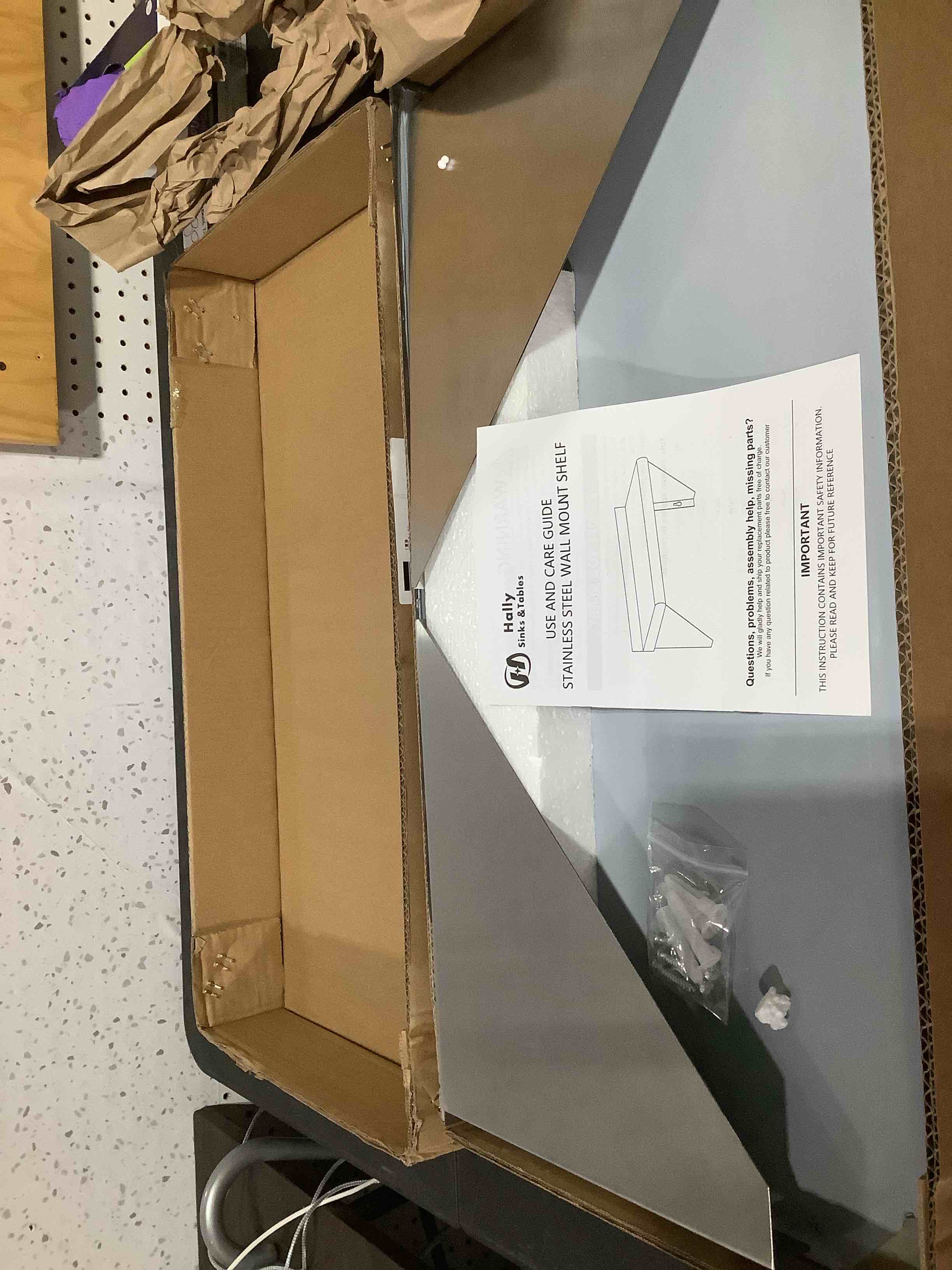 https://s3.amazonaws.com/lotting-images-prod/NKYBargainOutlett/TEA3735969_1776886952607.jpeg