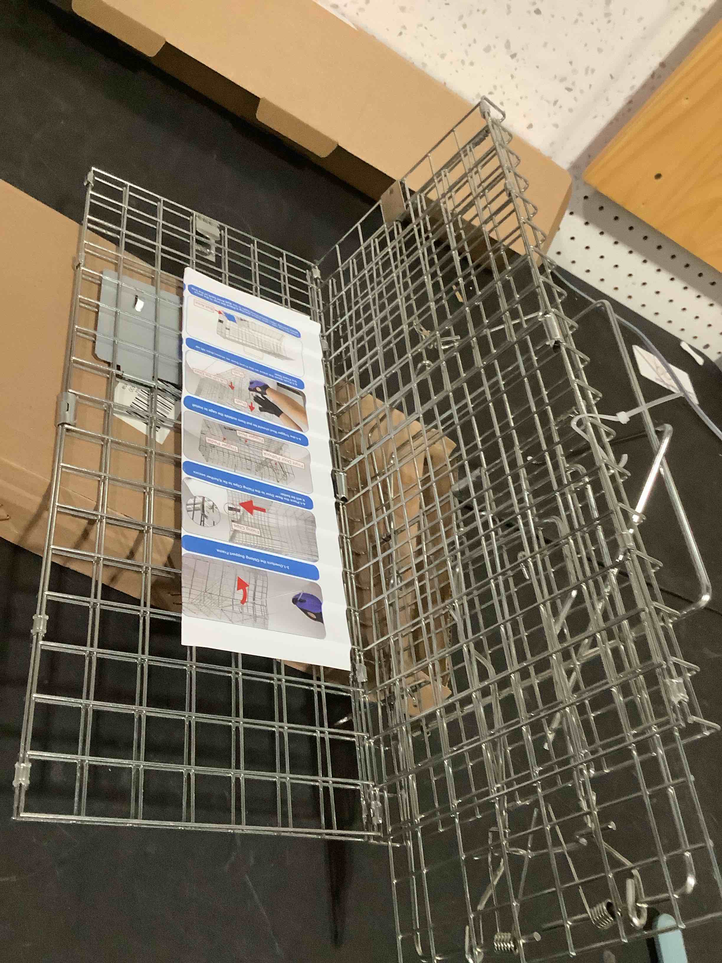 https://s3.amazonaws.com/lotting-images-prod/NKYBargainOutlett/TEA3735997_1776975338233.jpeg