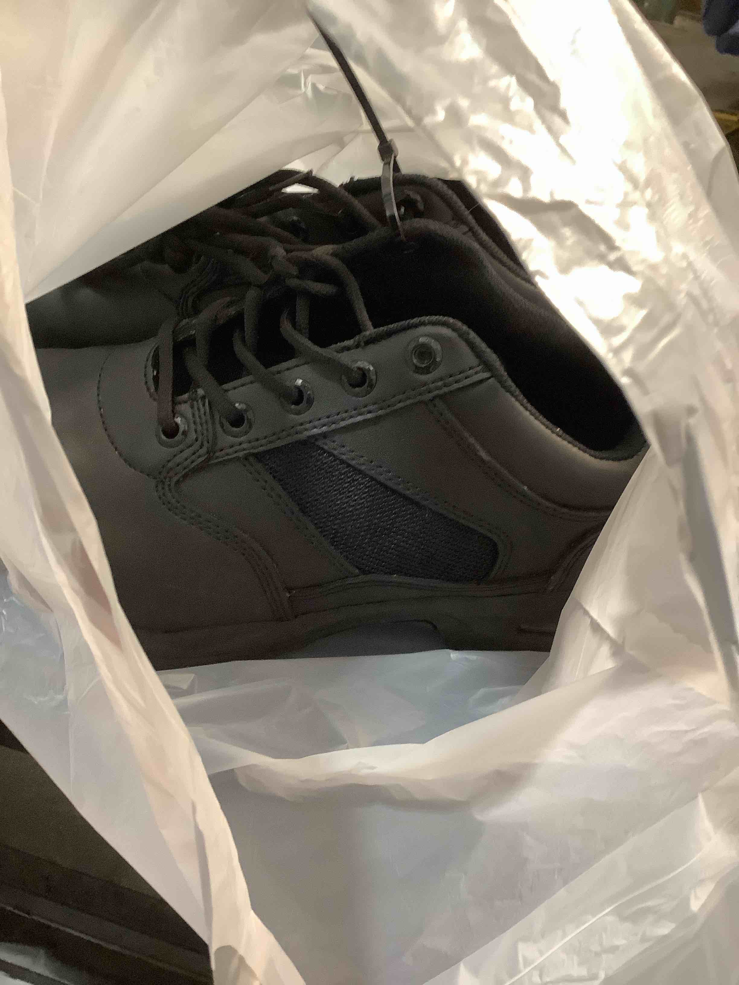 Condition photo showing Good Condition for size 13 propper men's shift low top boot