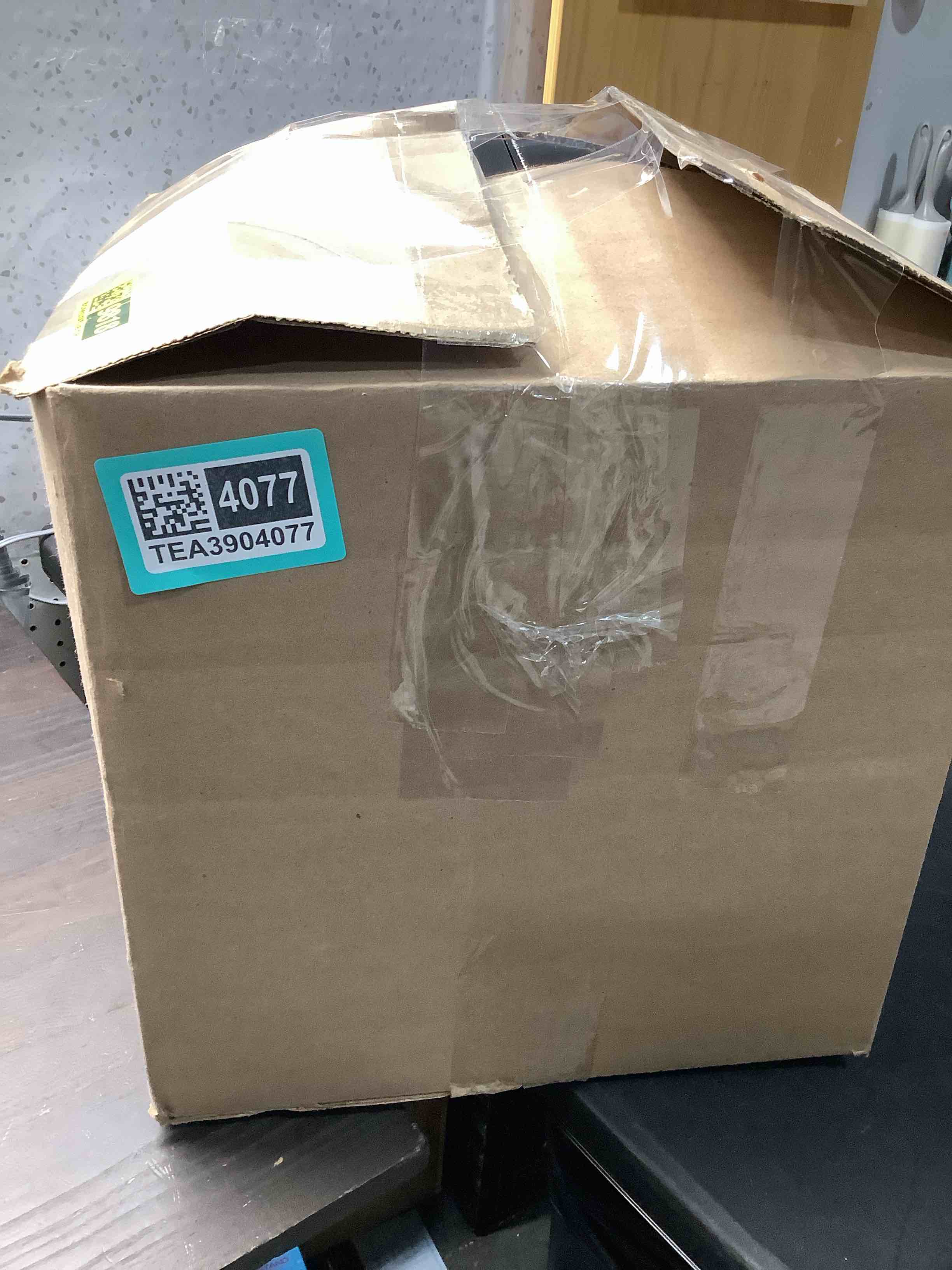 https://s3.amazonaws.com/lotting-images-prod/NKYBargainOutlett/TEA3904077_1777571327837.jpeg