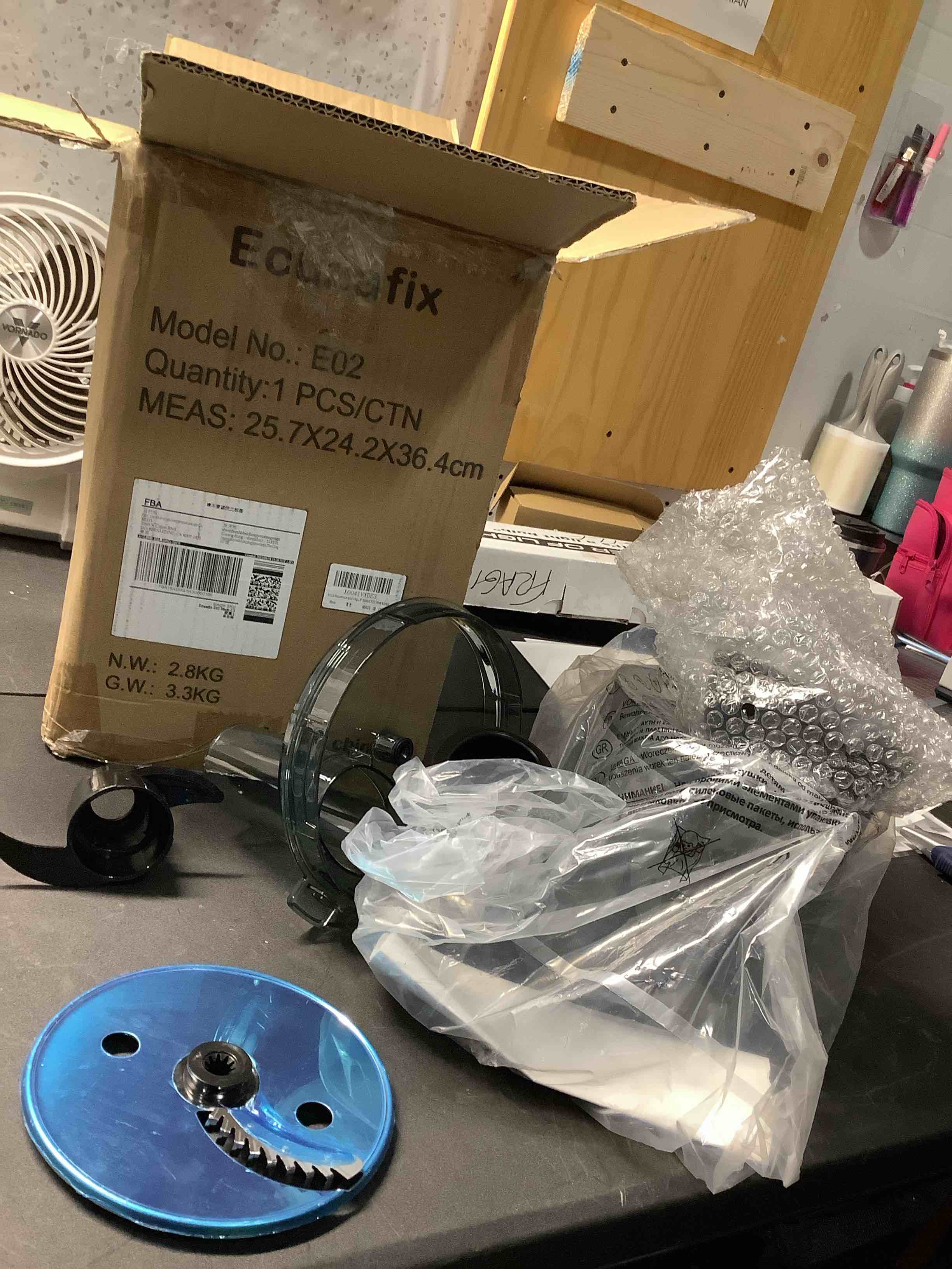 https://s3.amazonaws.com/lotting-images-prod/NKYBargainOutlett/TEA3904084_1777566959468.jpeg