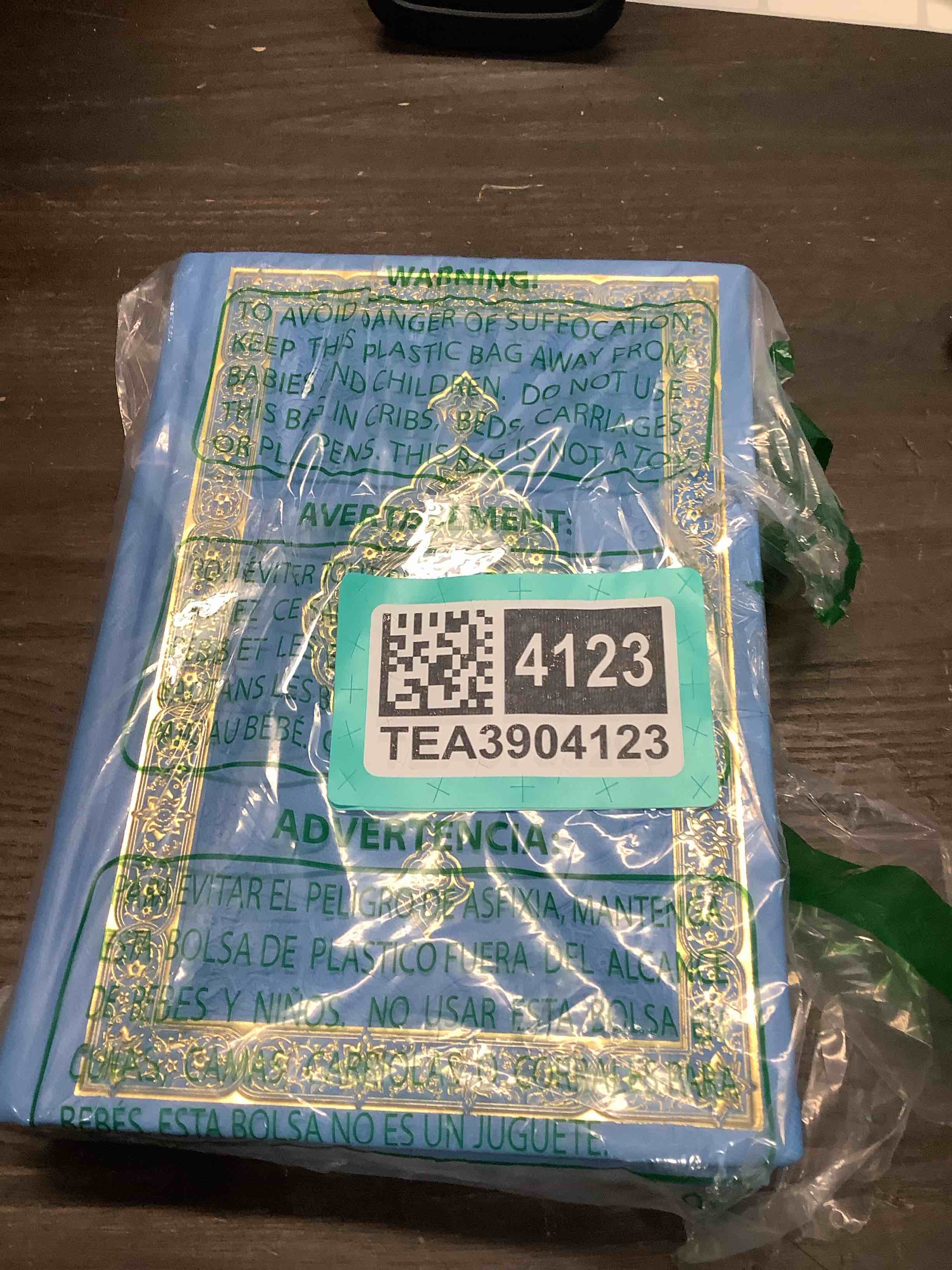 https://s3.amazonaws.com/lotting-images-prod/NKYBargainOutlett/TEA3904123_1777656378241.jpeg