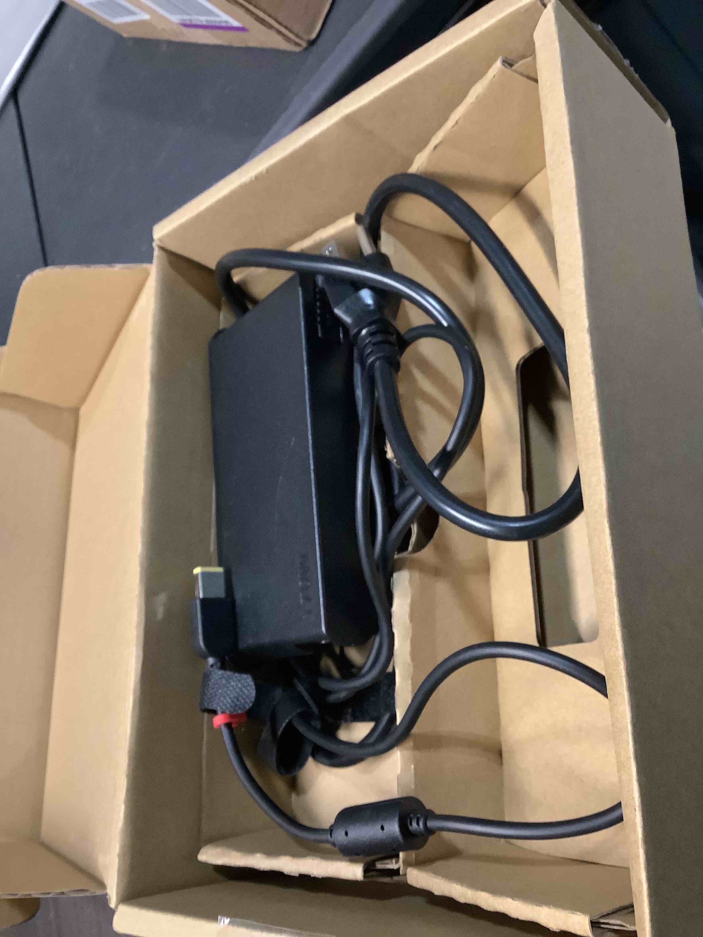 https://s3.amazonaws.com/lotting-images-prod/NKYBargainOutlett/TEA3904141_1777741127101.jpeg