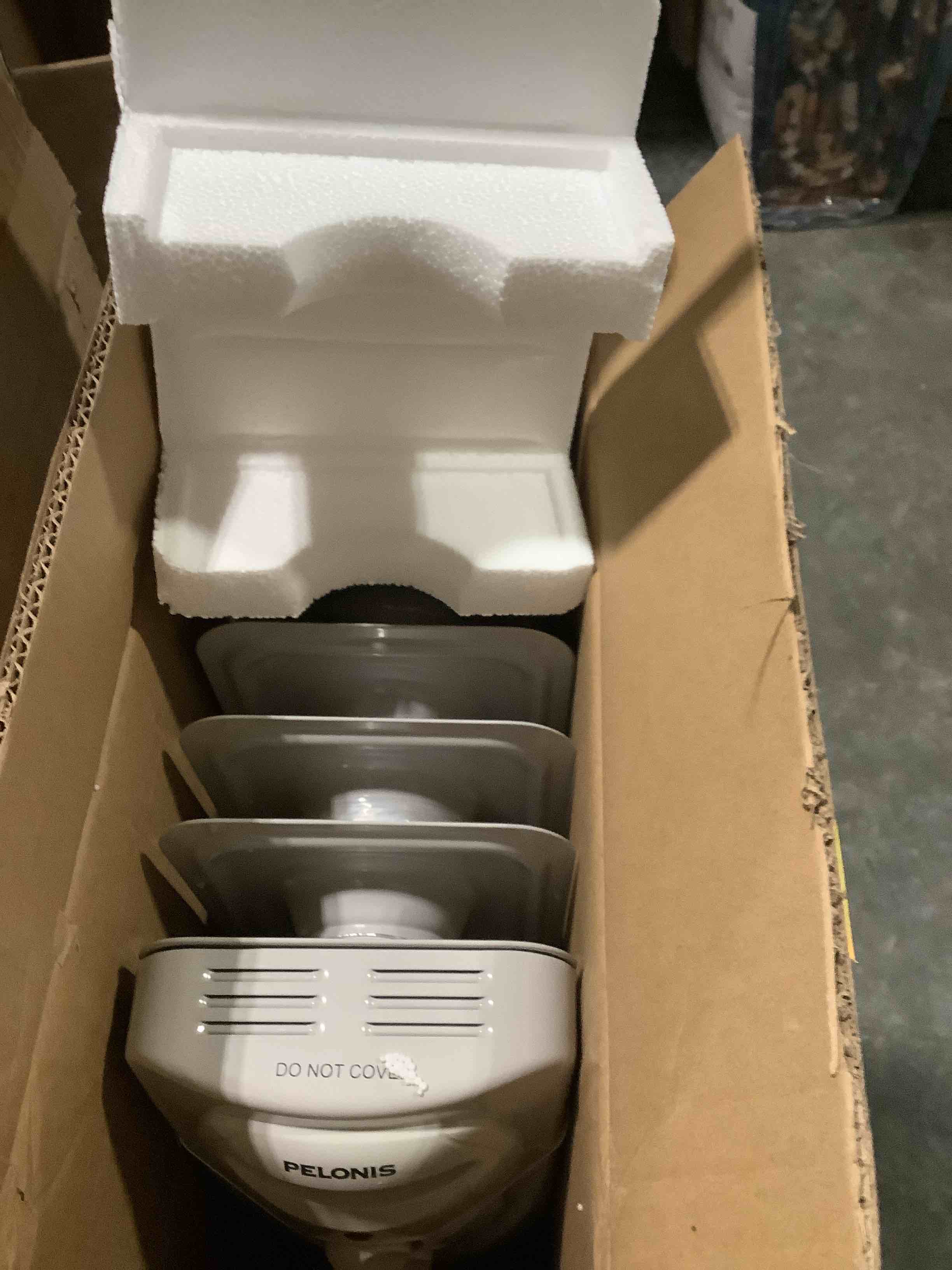 https://s3.amazonaws.com/lotting-images-prod/NKYBargainOutlett/TEA3904170_1777905010268.jpeg