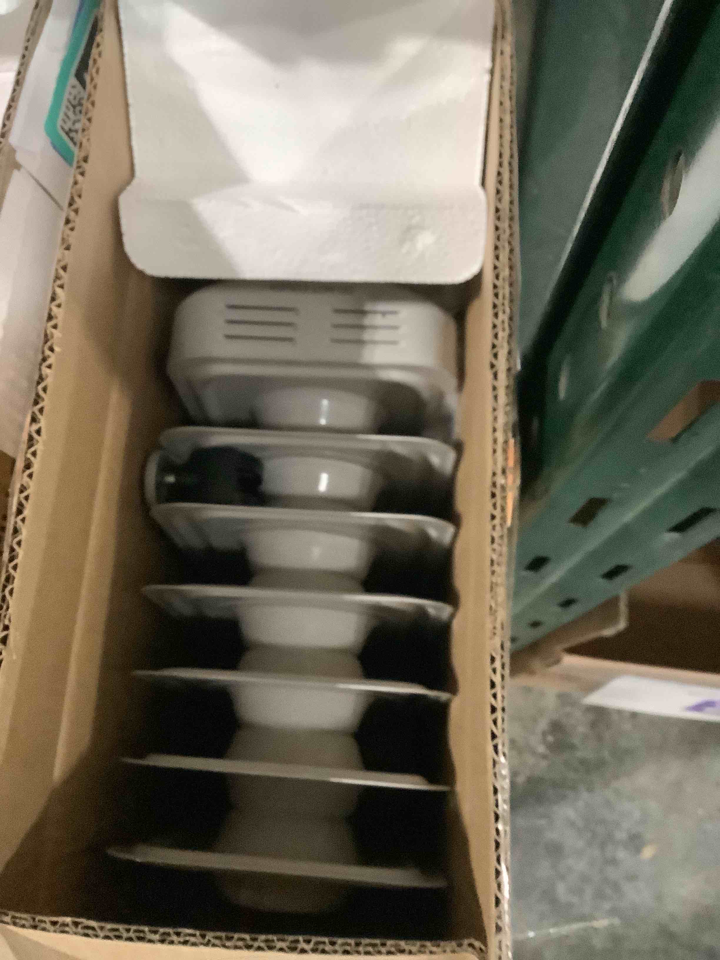 https://s3.amazonaws.com/lotting-images-prod/NKYBargainOutlett/TEA3904178_1777904556721.jpeg