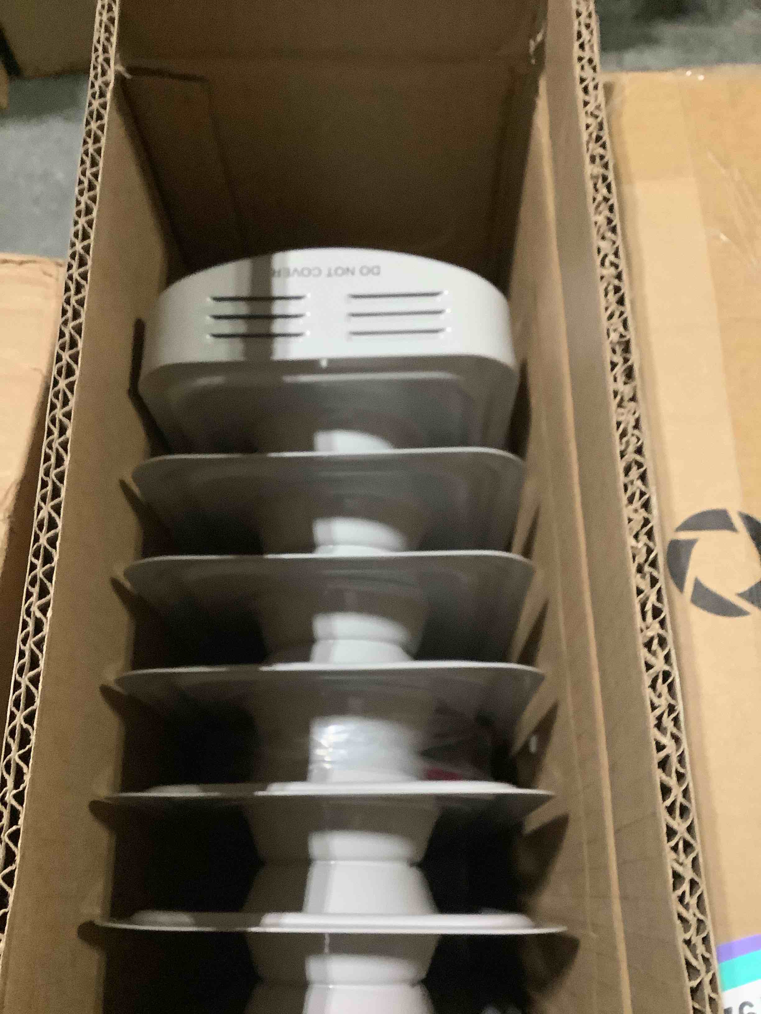 https://s3.amazonaws.com/lotting-images-prod/NKYBargainOutlett/TEA3904191_1777906354361.jpeg