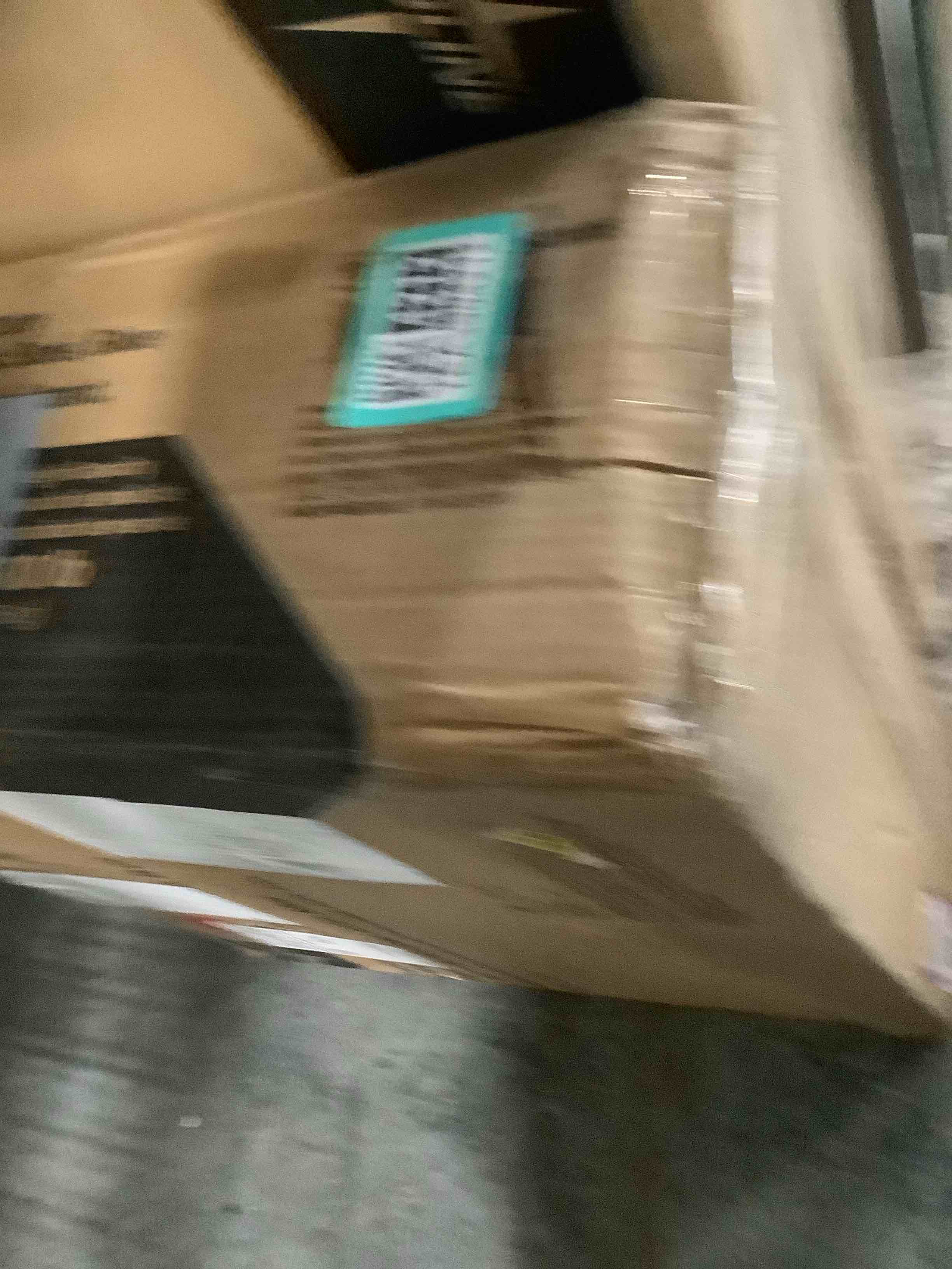 https://s3.amazonaws.com/lotting-images-prod/NKYBargainOutlett/TEA3904212_1777909740865.jpeg