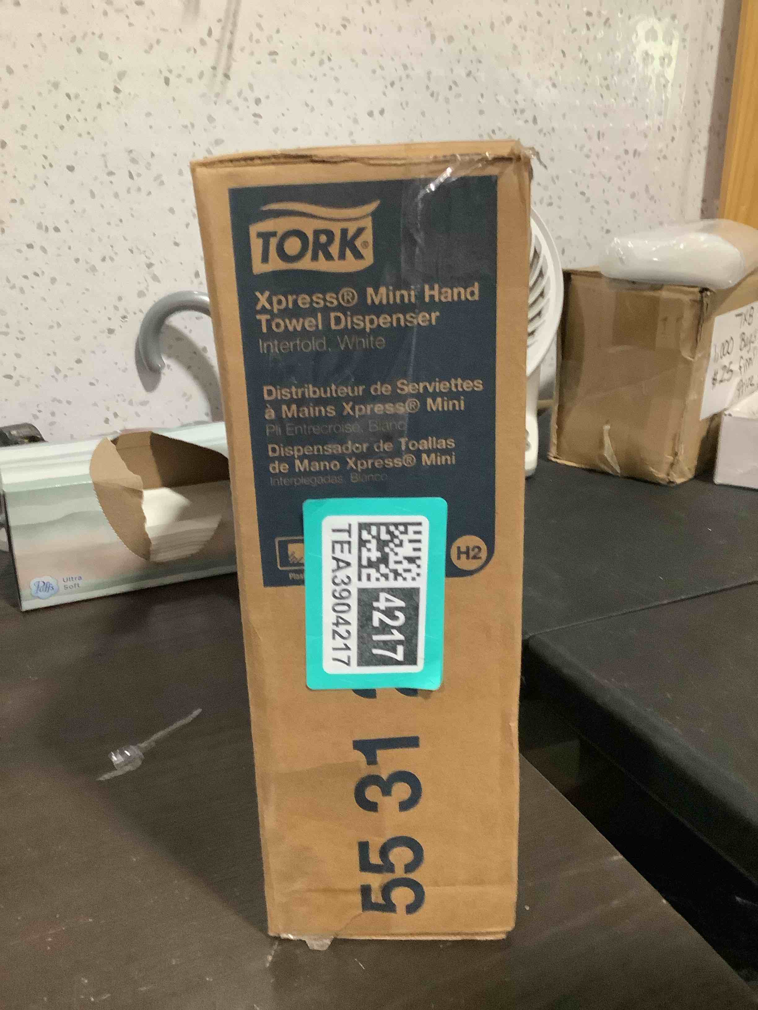 https://s3.amazonaws.com/lotting-images-prod/NKYBargainOutlett/TEA3904217_1777912708302.jpeg