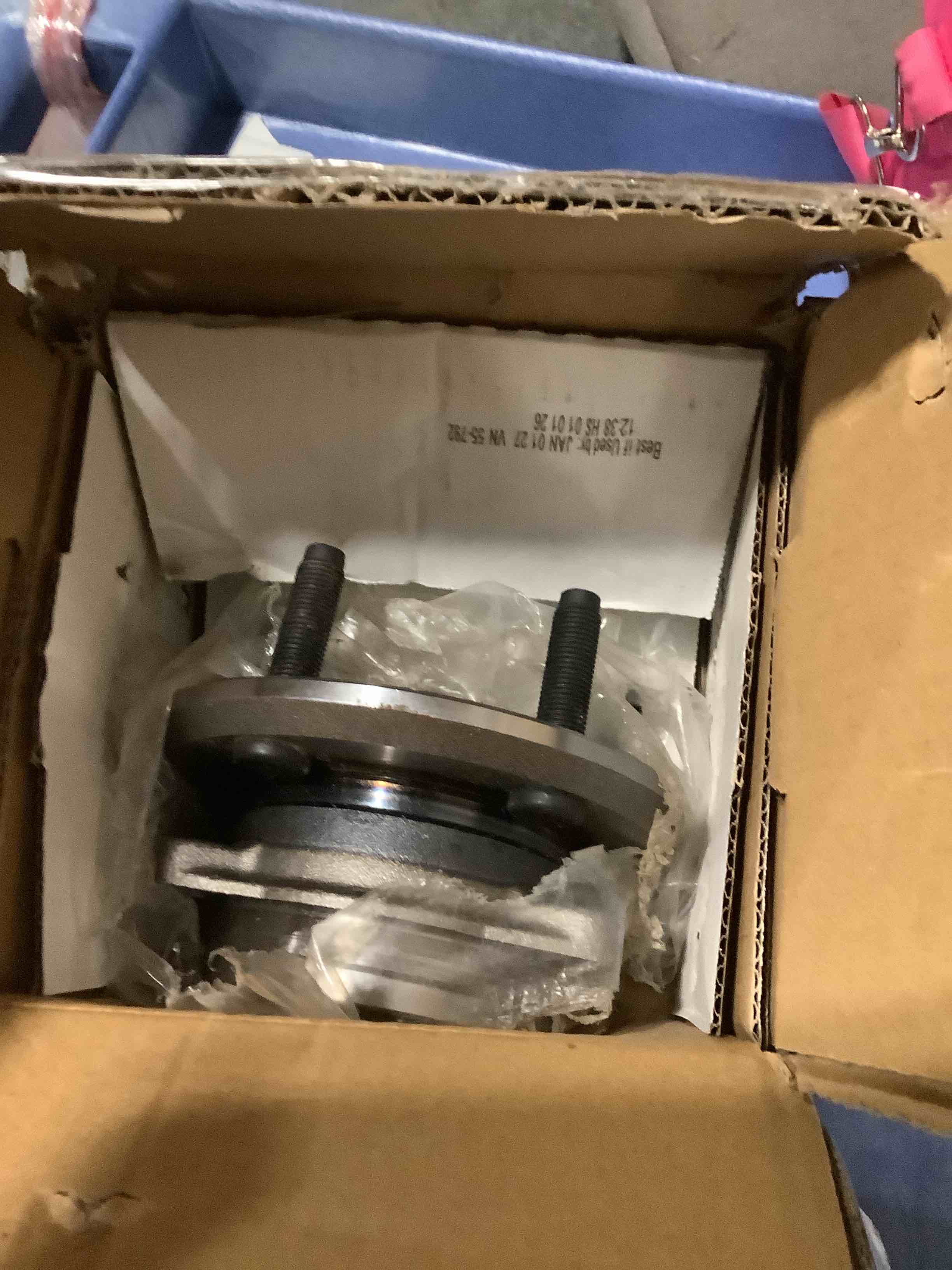 https://s3.amazonaws.com/lotting-images-prod/NKYBargainOutlett/TEA3904229_1777989134113.jpeg