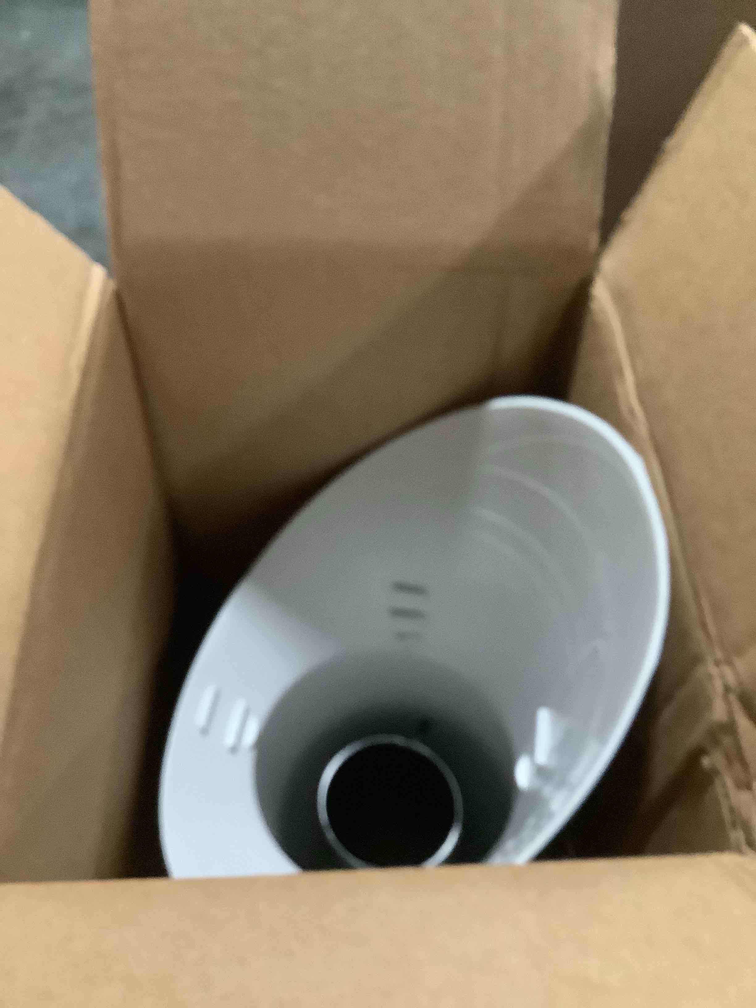https://s3.amazonaws.com/lotting-images-prod/NKYBargainOutlett/TEA3904236_1777991803298.jpeg