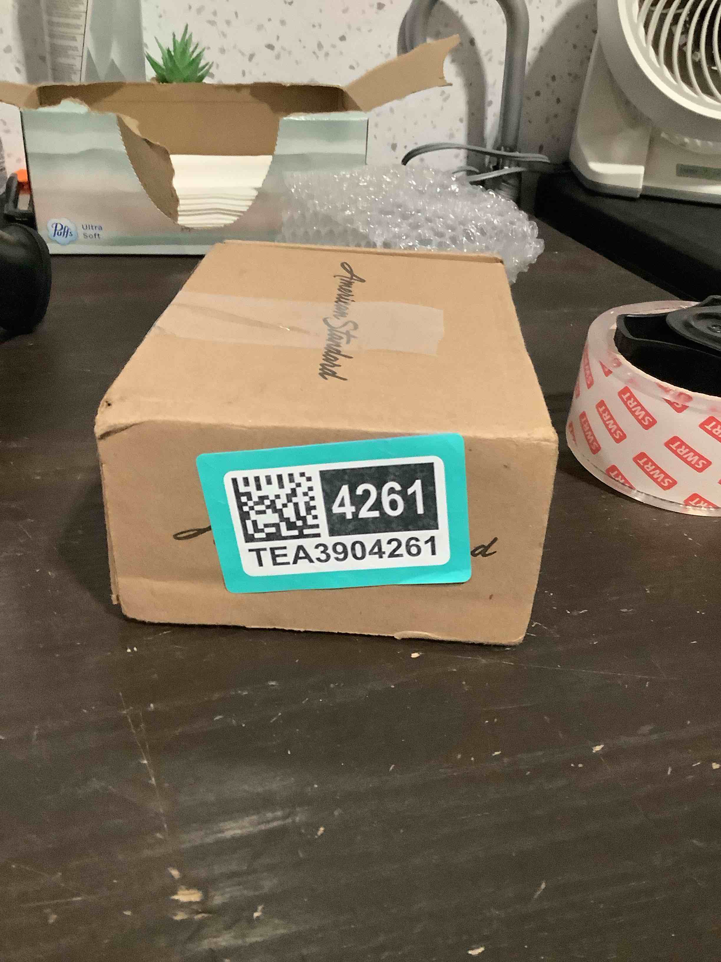 https://s3.amazonaws.com/lotting-images-prod/NKYBargainOutlett/TEA3904261_1777997148669.jpeg