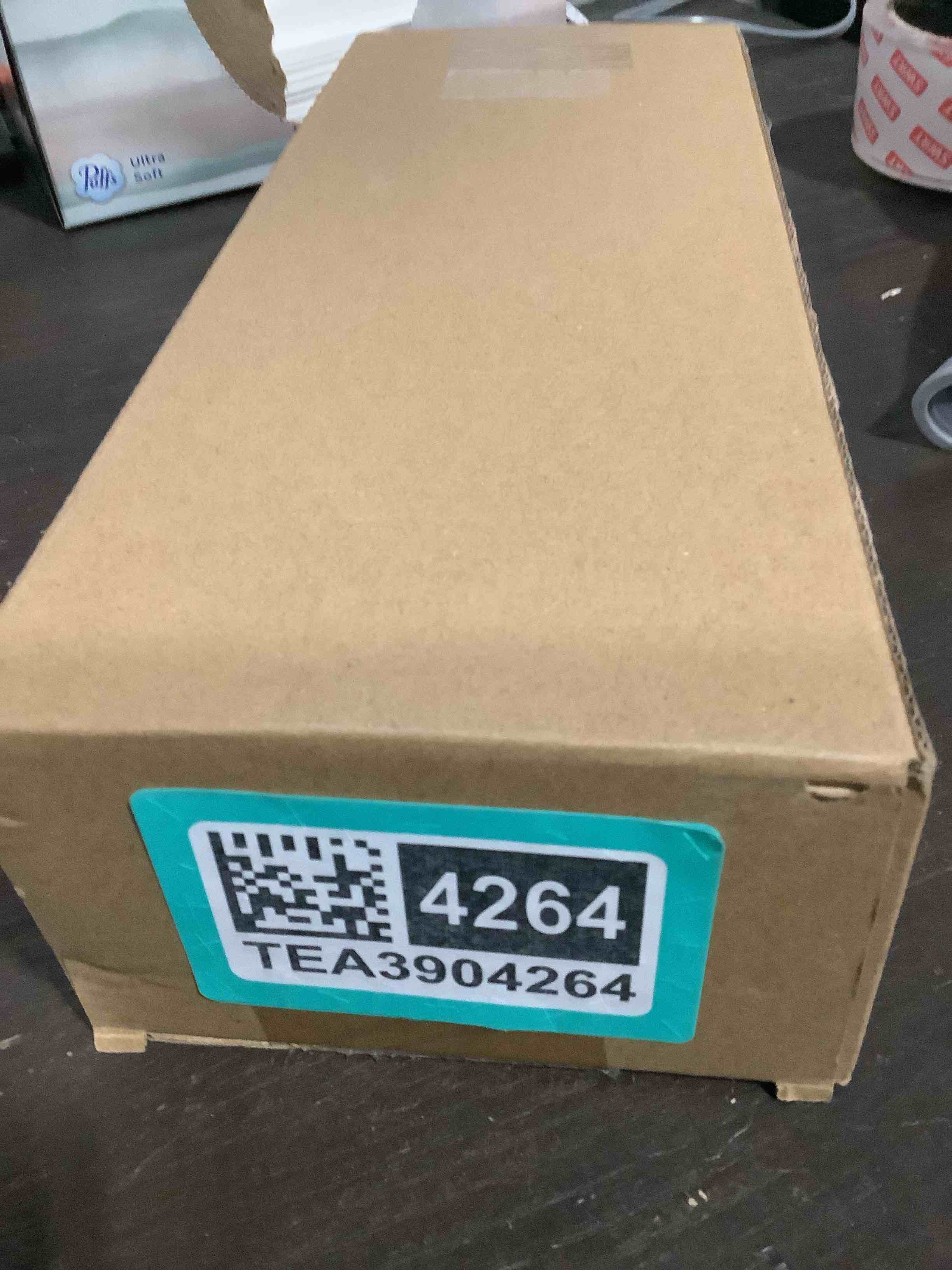 https://s3.amazonaws.com/lotting-images-prod/NKYBargainOutlett/TEA3904264_1777996612279.jpeg