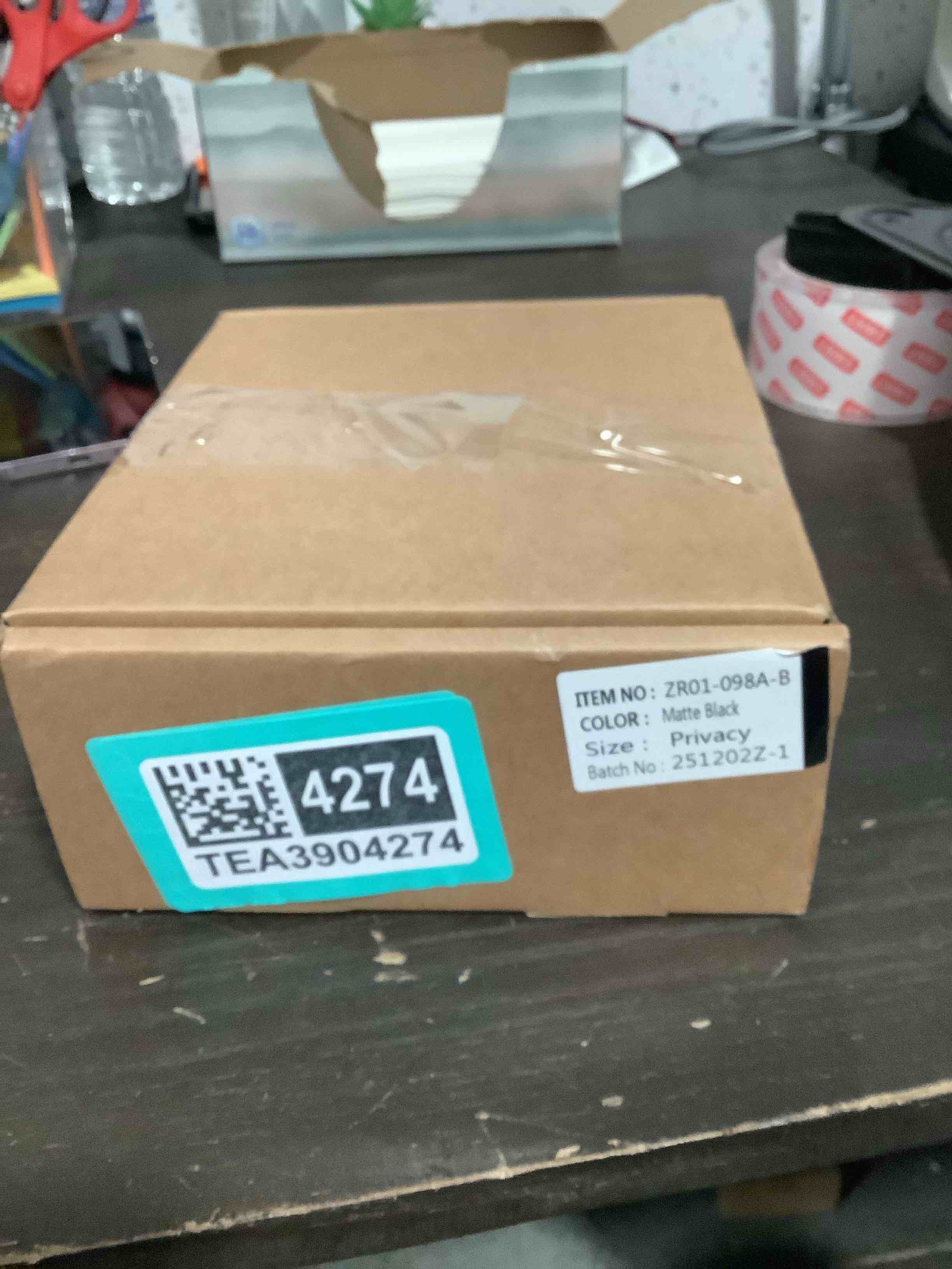 https://s3.amazonaws.com/lotting-images-prod/NKYBargainOutlett/TEA3904274_1777999762764.jpeg