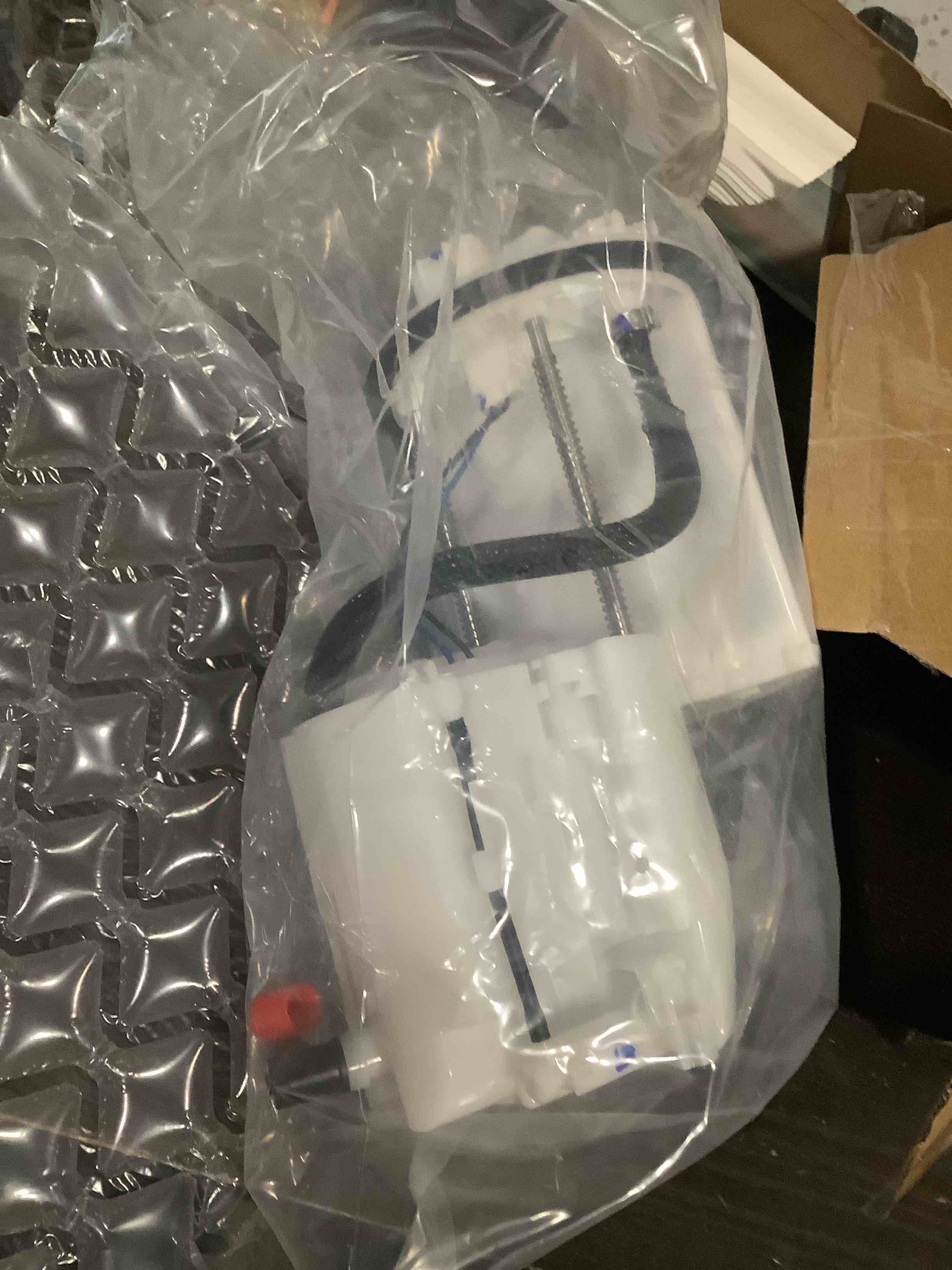 Condition photo showing Good Condition for torchbeam fg1283 electric fuel pump module assembly, fit for rav4 2009-2018 l4 2.5l v6 3.5l, replace# 770200r020, e9003m, p76778m, sp9039m, sp9048m