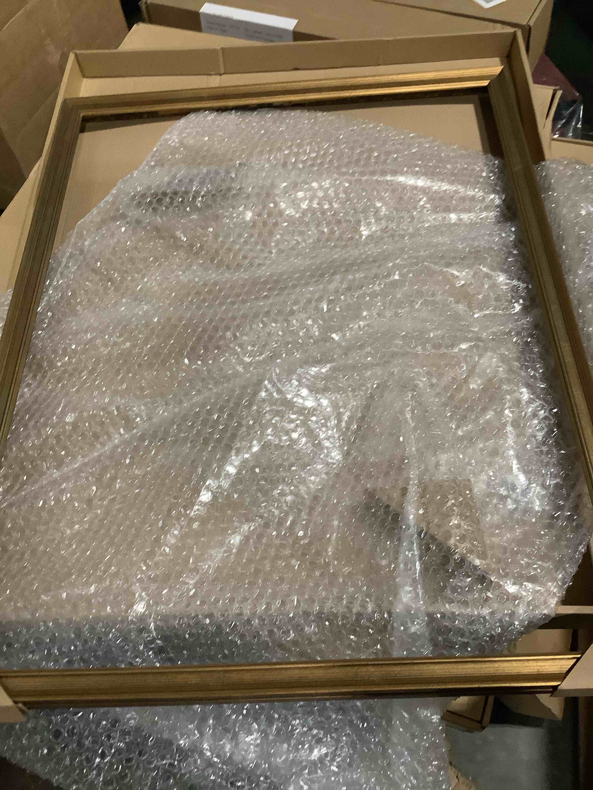 https://s3.amazonaws.com/lotting-images-prod/NKYBargainOutlett/TEA3904406_1778095694277.jpeg