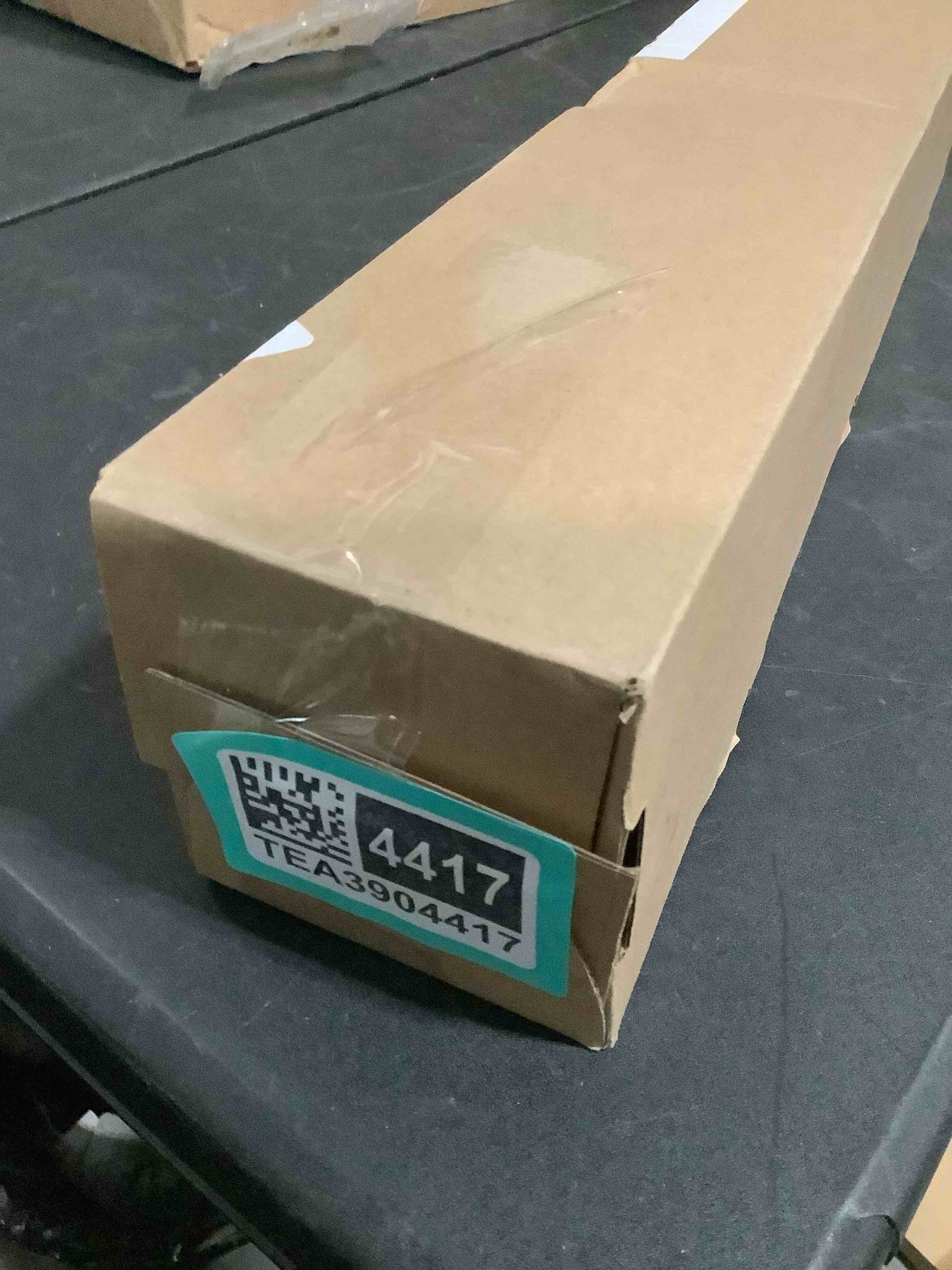 https://s3.amazonaws.com/lotting-images-prod/NKYBargainOutlett/TEA3904417_1778097556271.jpeg