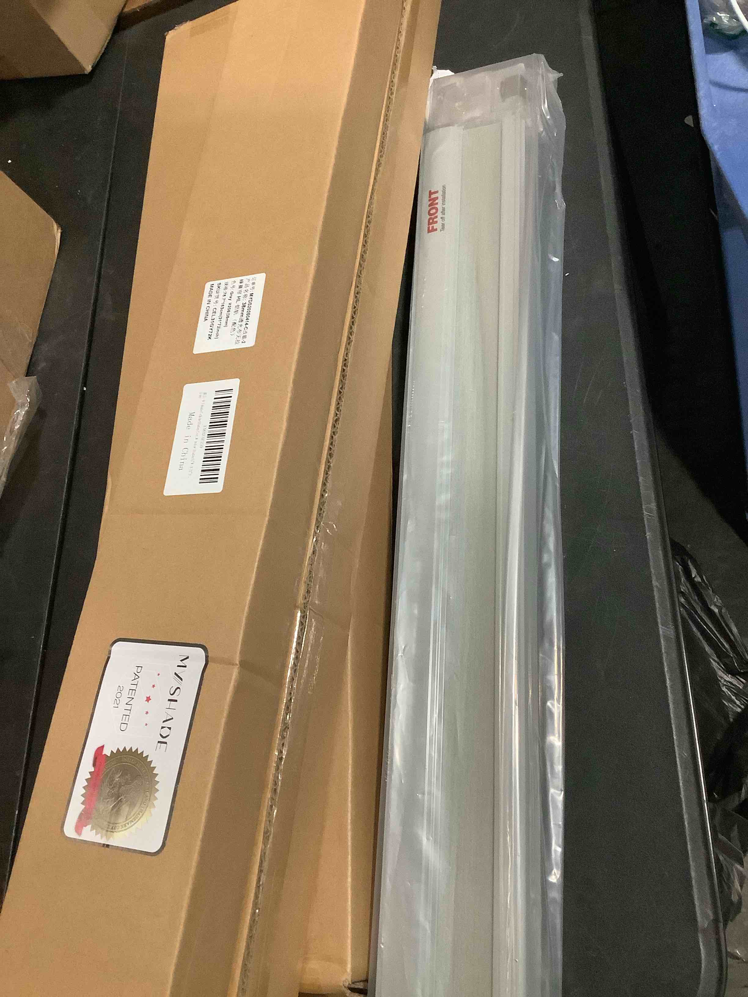 https://s3.amazonaws.com/lotting-images-prod/NKYBargainOutlett/TEA3904434_1778162857079.jpeg