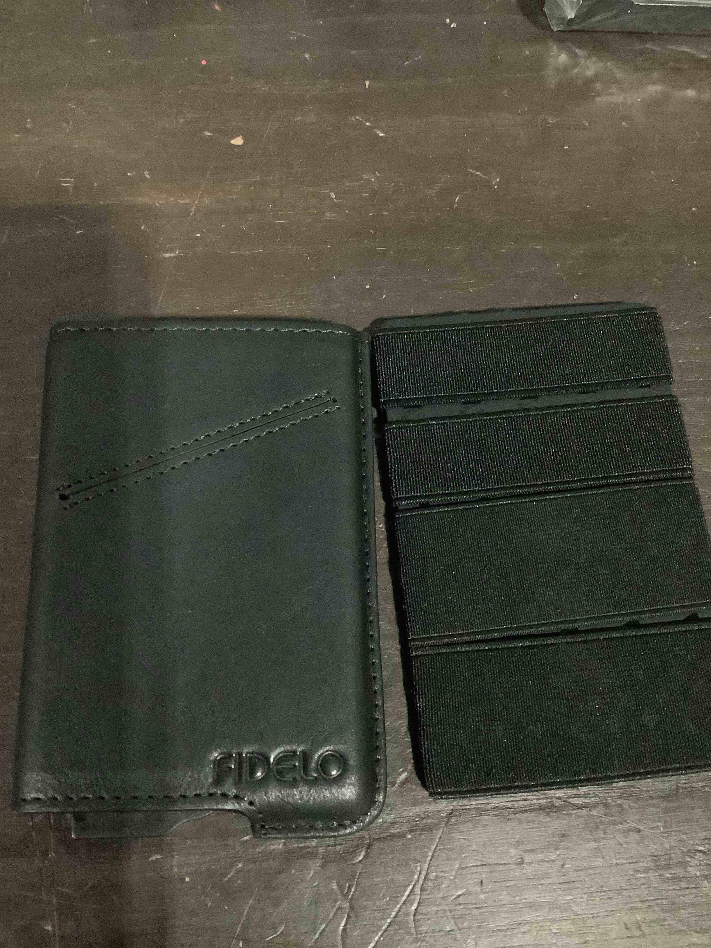 https://s3.amazonaws.com/lotting-images-prod/NKYBargainOutlett/TEA3904508_1778257396495.jpeg