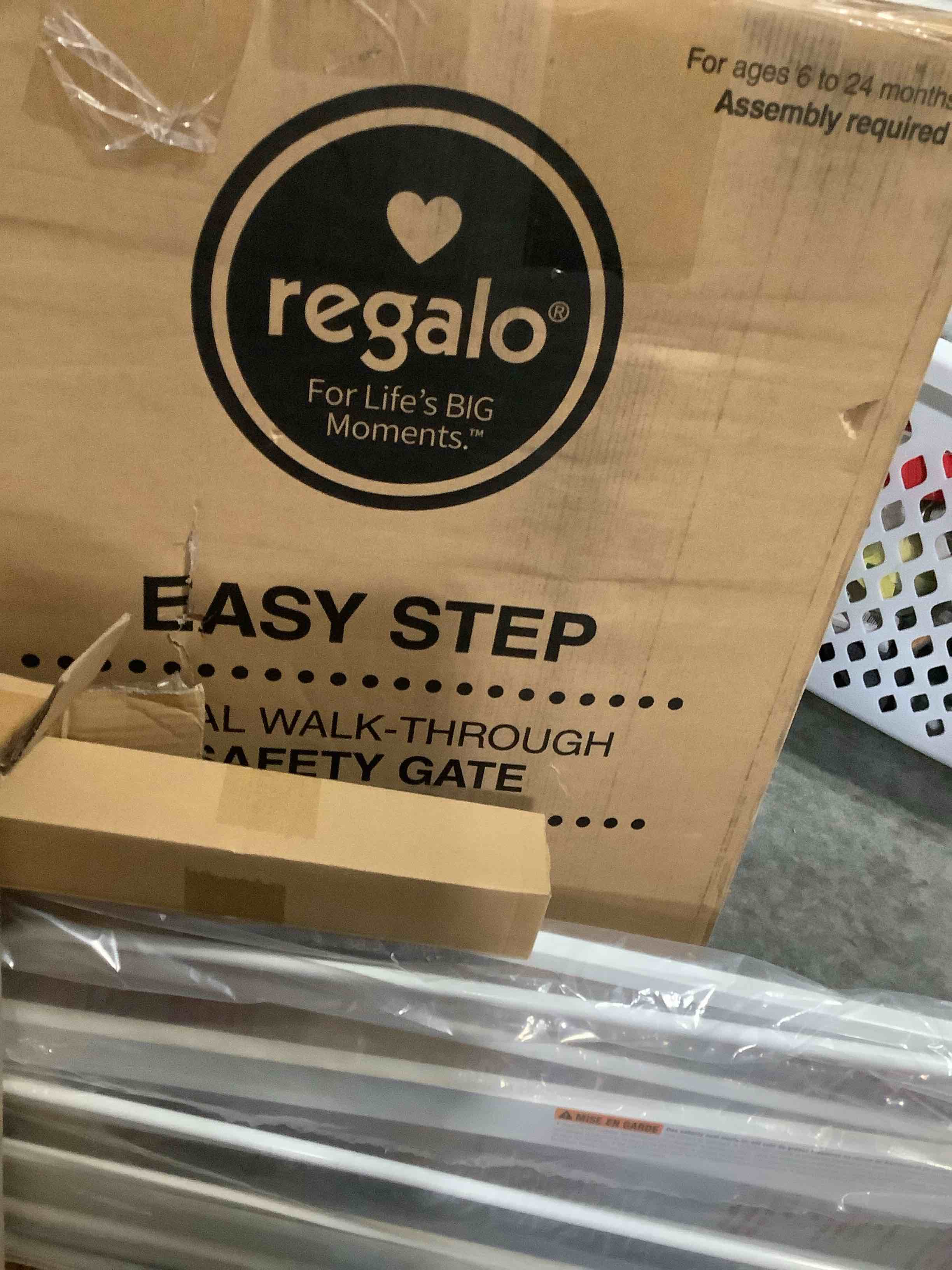 https://s3.amazonaws.com/lotting-images-prod/NKYBargainOutlett/TEA3904543_1778595436084.jpeg