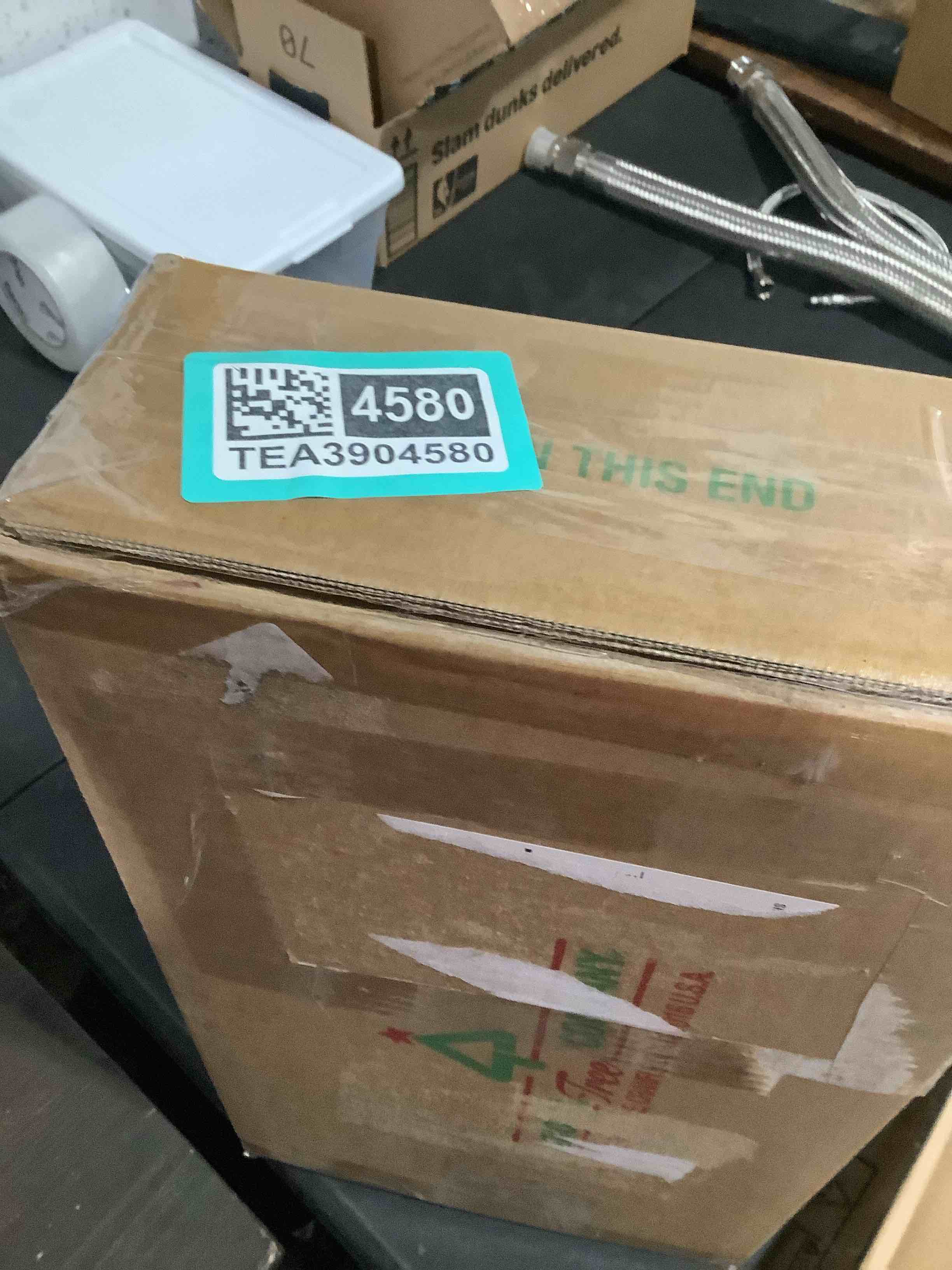 https://s3.amazonaws.com/lotting-images-prod/NKYBargainOutlett/TEA3904580_1778598118182.jpeg