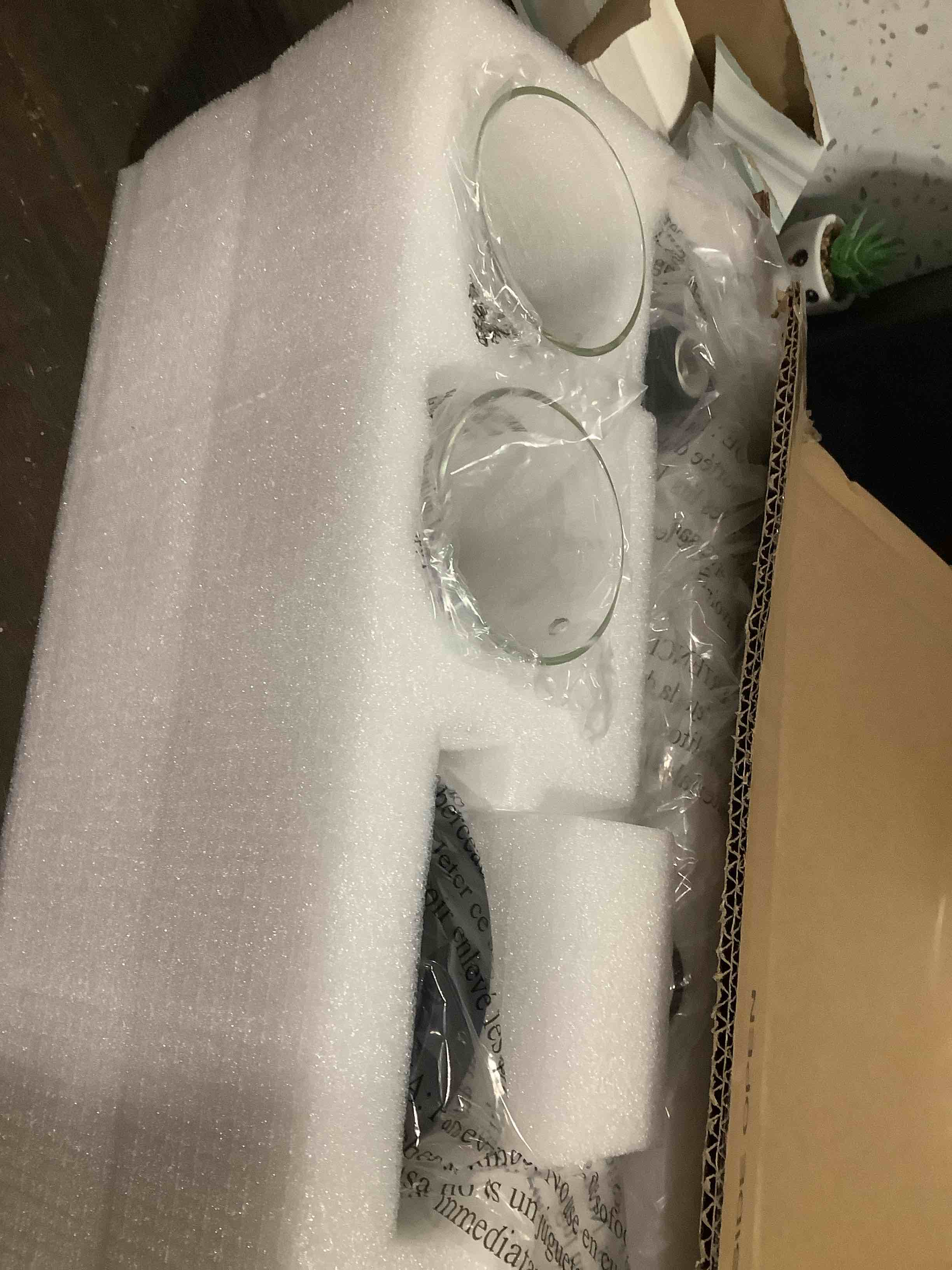 https://s3.amazonaws.com/lotting-images-prod/NKYBargainOutlett/TEA3904618_1778611878134.jpeg