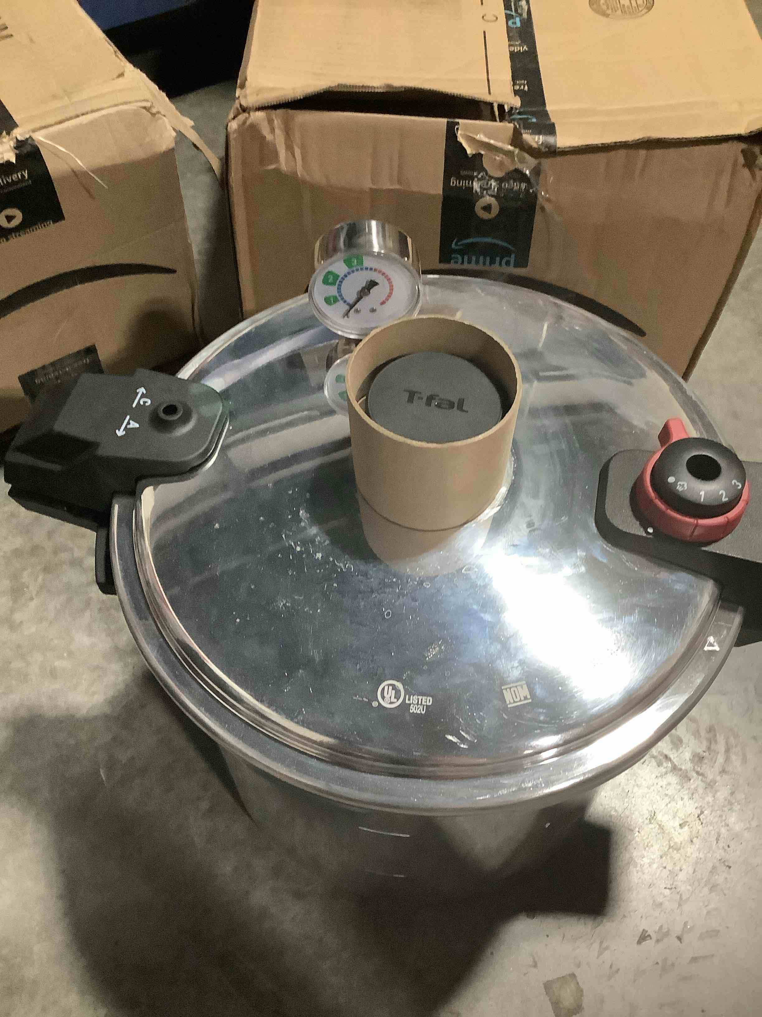 https://s3.amazonaws.com/lotting-images-prod/NKYBargainOutlett/TEA3904799_1778941033979.jpeg
