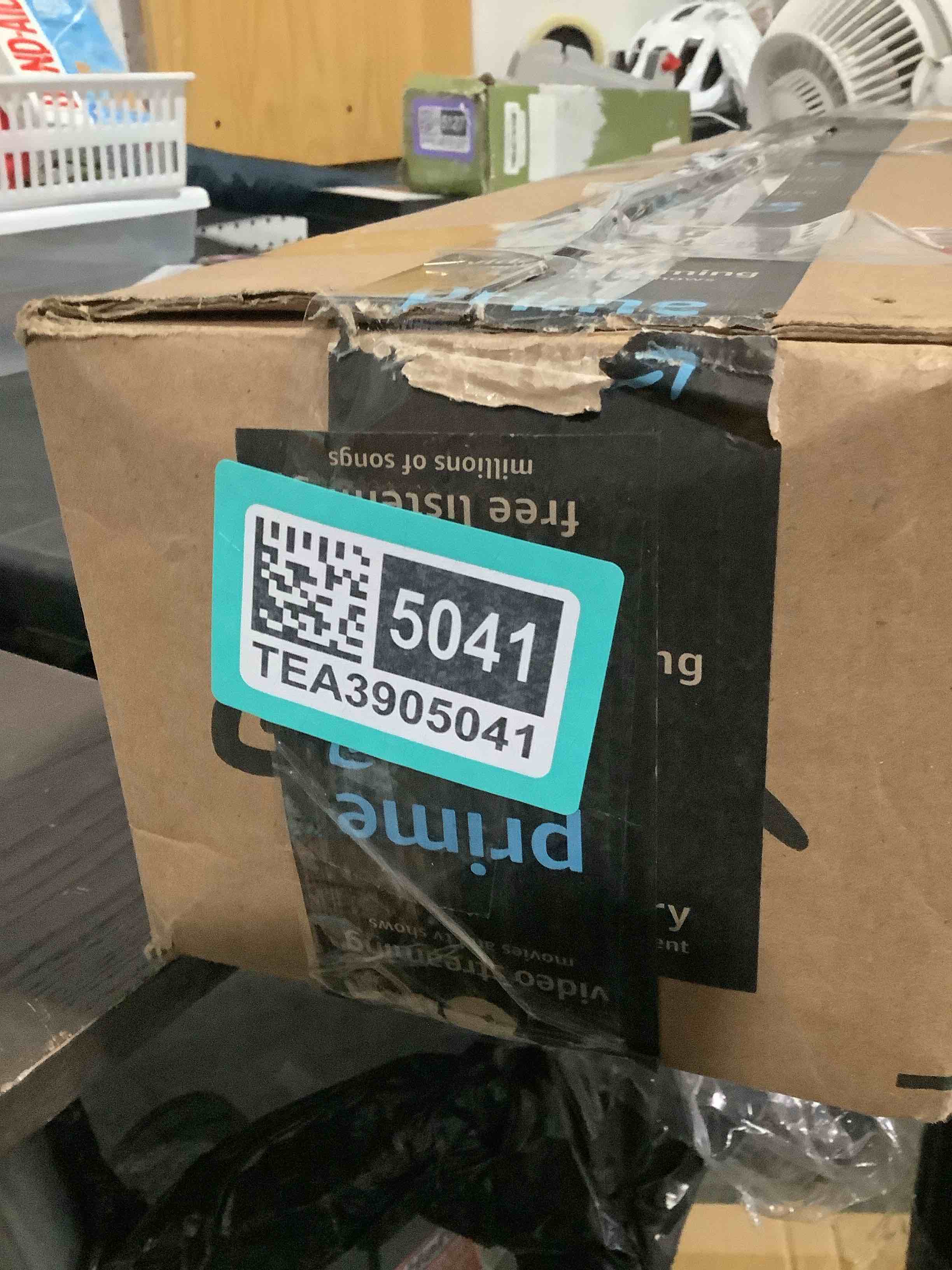 https://s3.amazonaws.com/lotting-images-prod/NKYBargainOutlett/TEA3905041_1779815290695.jpeg