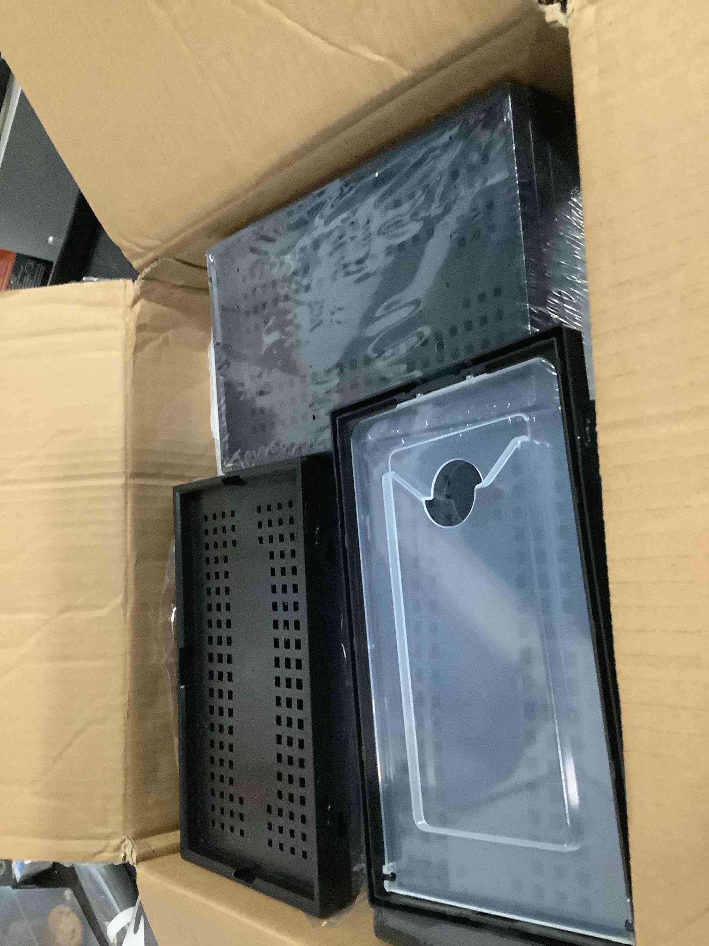 https://s3.amazonaws.com/lotting-images-prod/NKYBargainOutlett/TEA3905106_1779902719582.jpeg