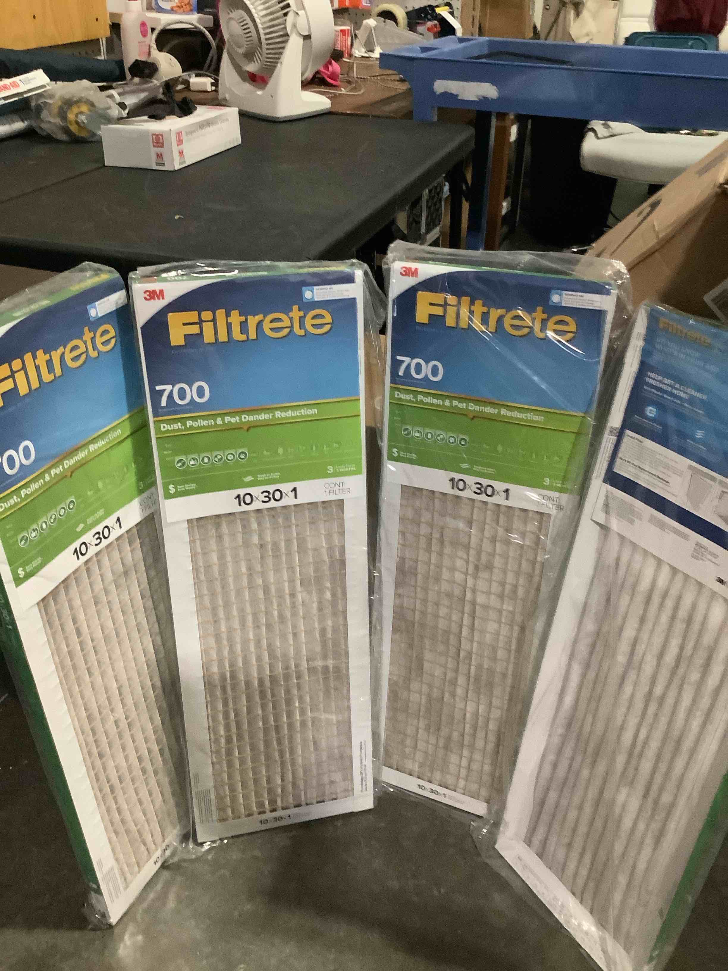 Condition photo showing New/Like New for filtrete 10x30x1 ac furnace air filter, mpr 700, merv 8, tough on pollen, easy on airflow, 3-month pleated 1-inch electrostatic air cleaning filter, 4-pack (actual size 9.81 x 29.81 x 0.81 in)