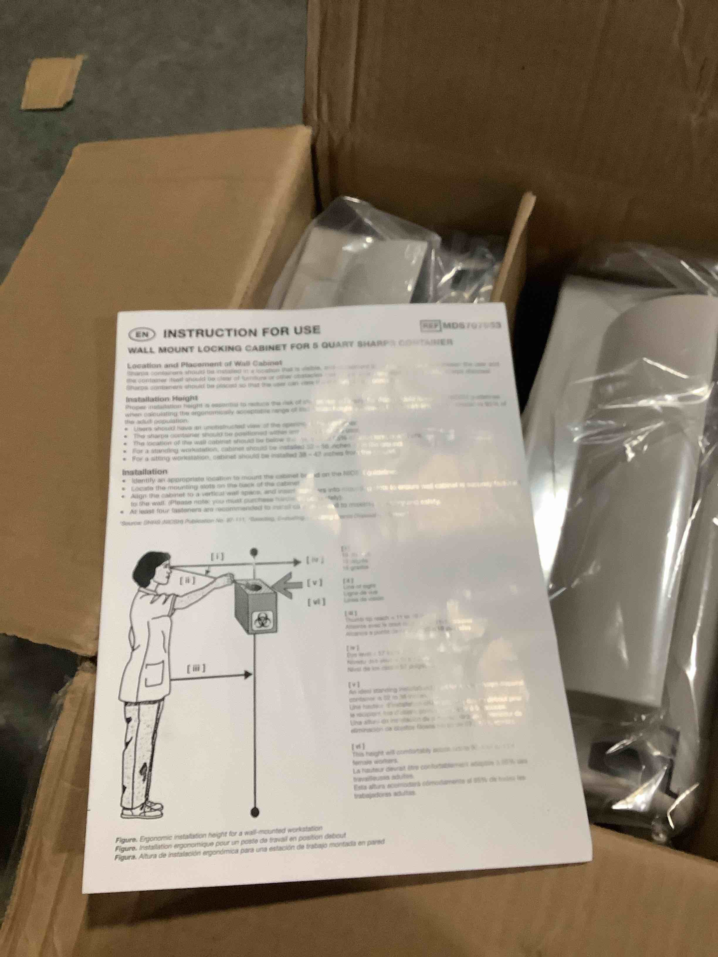 https://s3.amazonaws.com/lotting-images-prod/NKYBargainOutlett/TEA3905196_1780079291561.jpeg