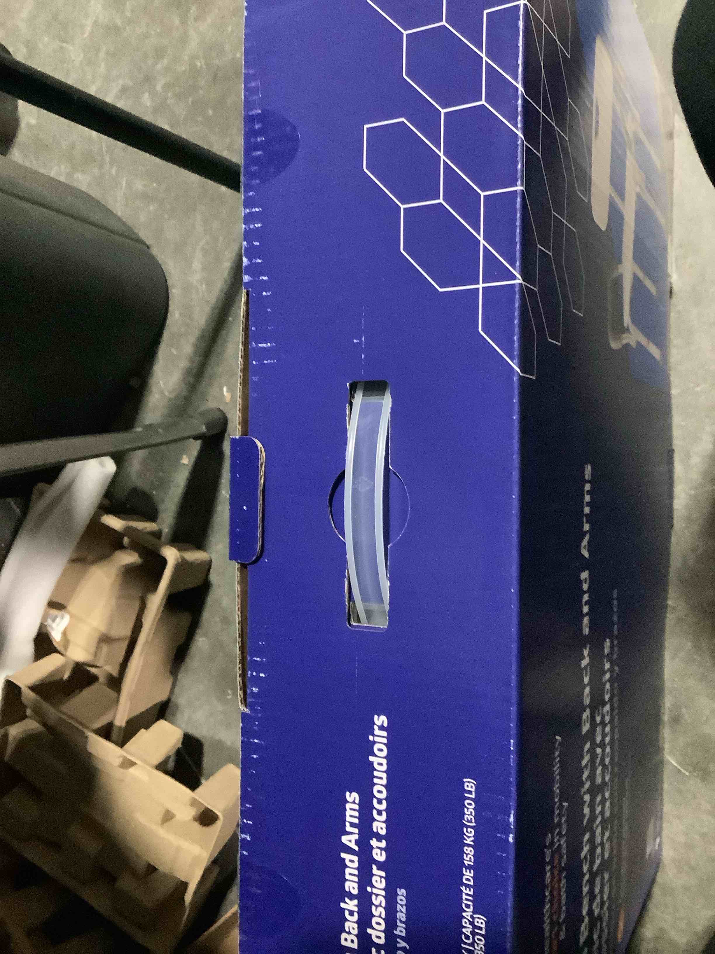 https://s3.amazonaws.com/lotting-images-prod/NKYBargainOutlett/TEA3905338_1780601649413.jpeg