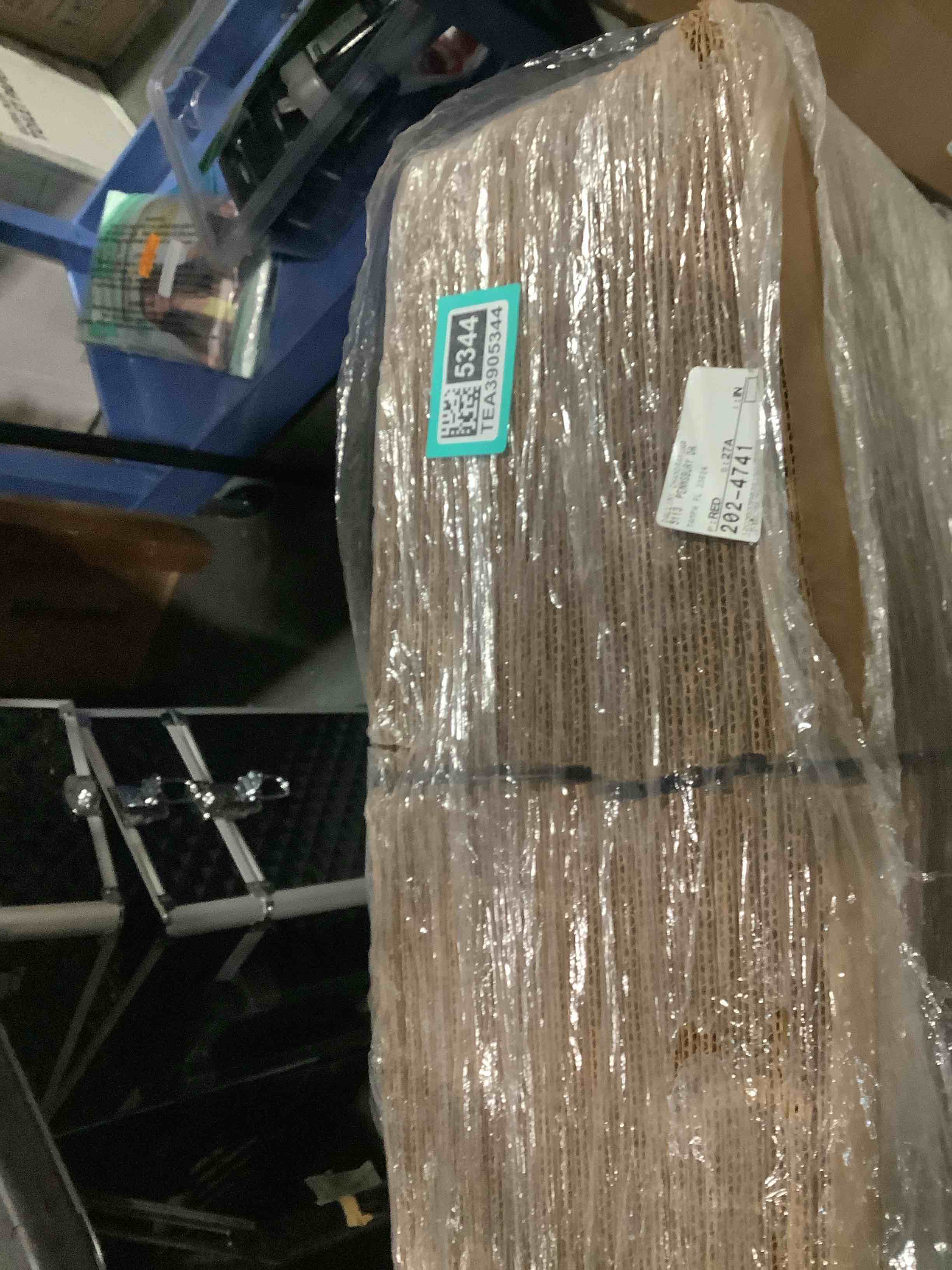 Condition photo showing New/Like New for box usa cube shipping boxes 12"l x 12"w x 12"h (25-pack) - corrugated cardboard box for moving, mailing, packing, packaging and storage 12x12x12 cost saver