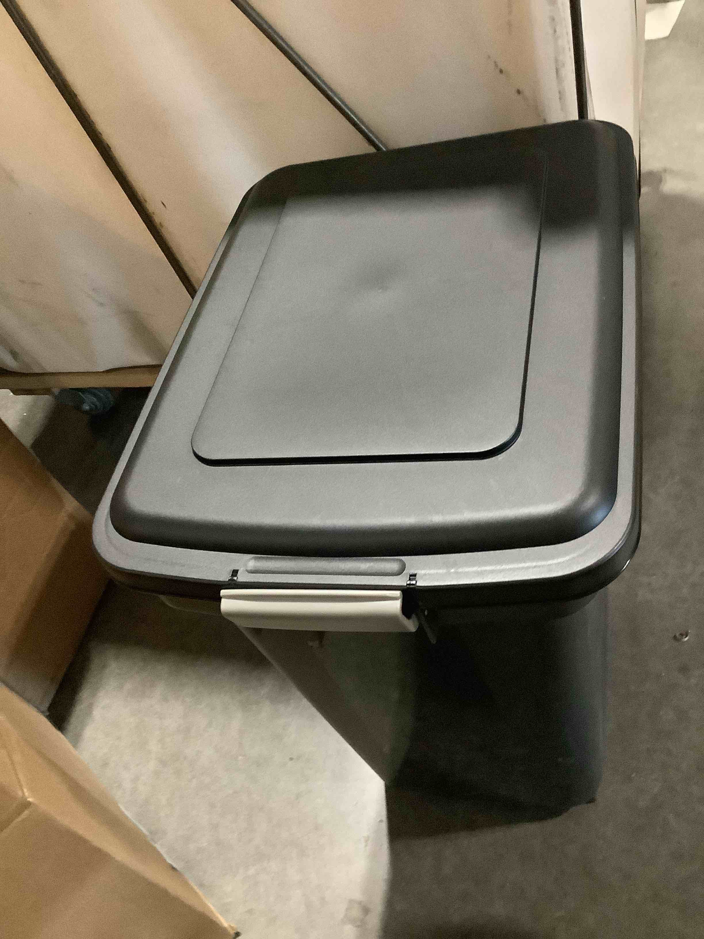 Condition photo showing Good Condition for iris usa dog food storage container 58 lb, airtight large pet food storage bin with wheels, for dog cat bird chicken food, holds up to 58 lbs, keep fresh, bpa free, made in usa, black 58 lbs smoke