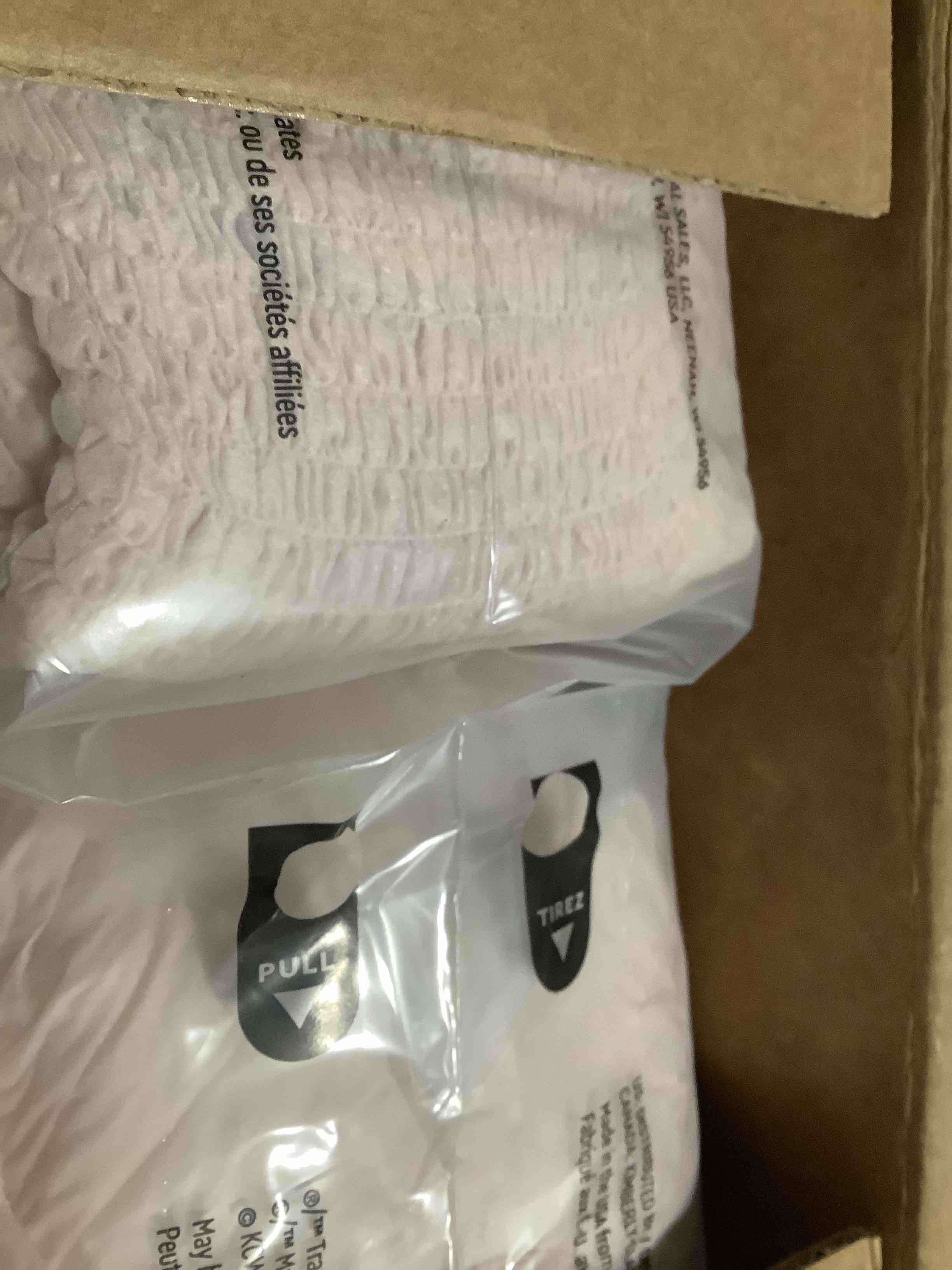 https://s3.amazonaws.com/lotting-images-prod/NKYBargainOutlett/TEA3905530_1780760595775.jpeg
