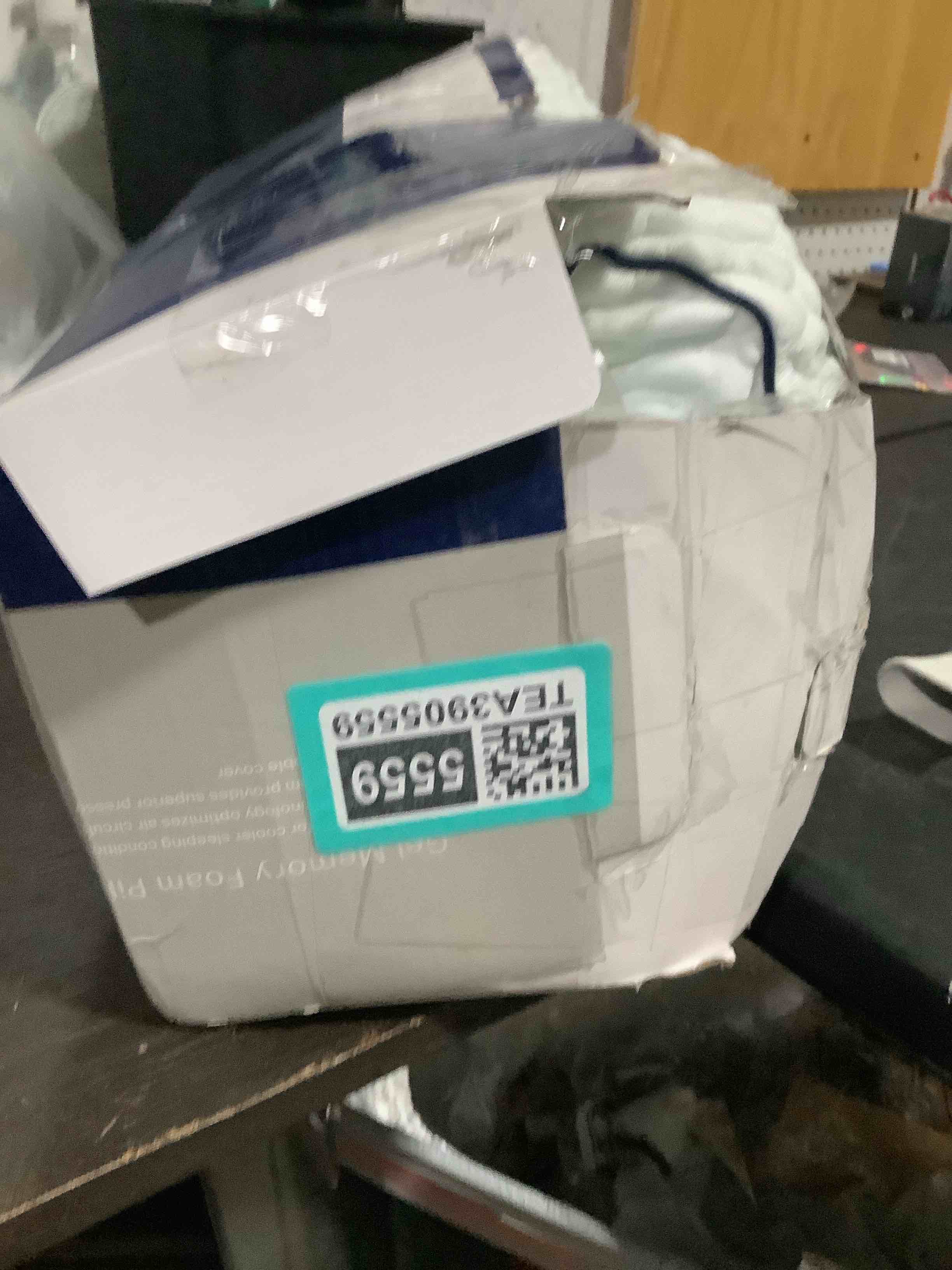 https://s3.amazonaws.com/lotting-images-prod/NKYBargainOutlett/TEA3905559_1780932834010.jpeg