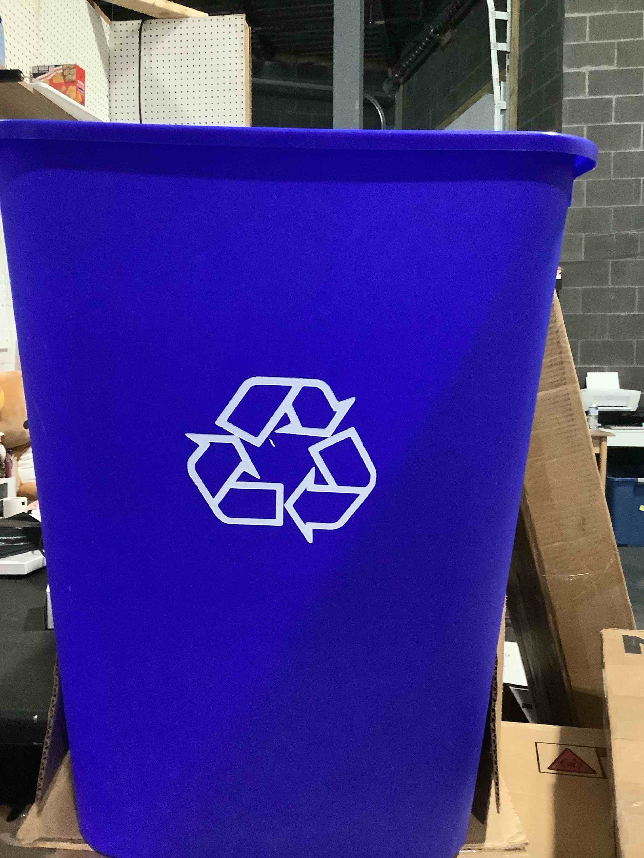 Condition photo showing Good Condition for amazon basics rectangular commercial office wastebasket, easy to clean, lightweight, 10 gallon, blue, recycle logo blue 10 gallon (pack of 1)
