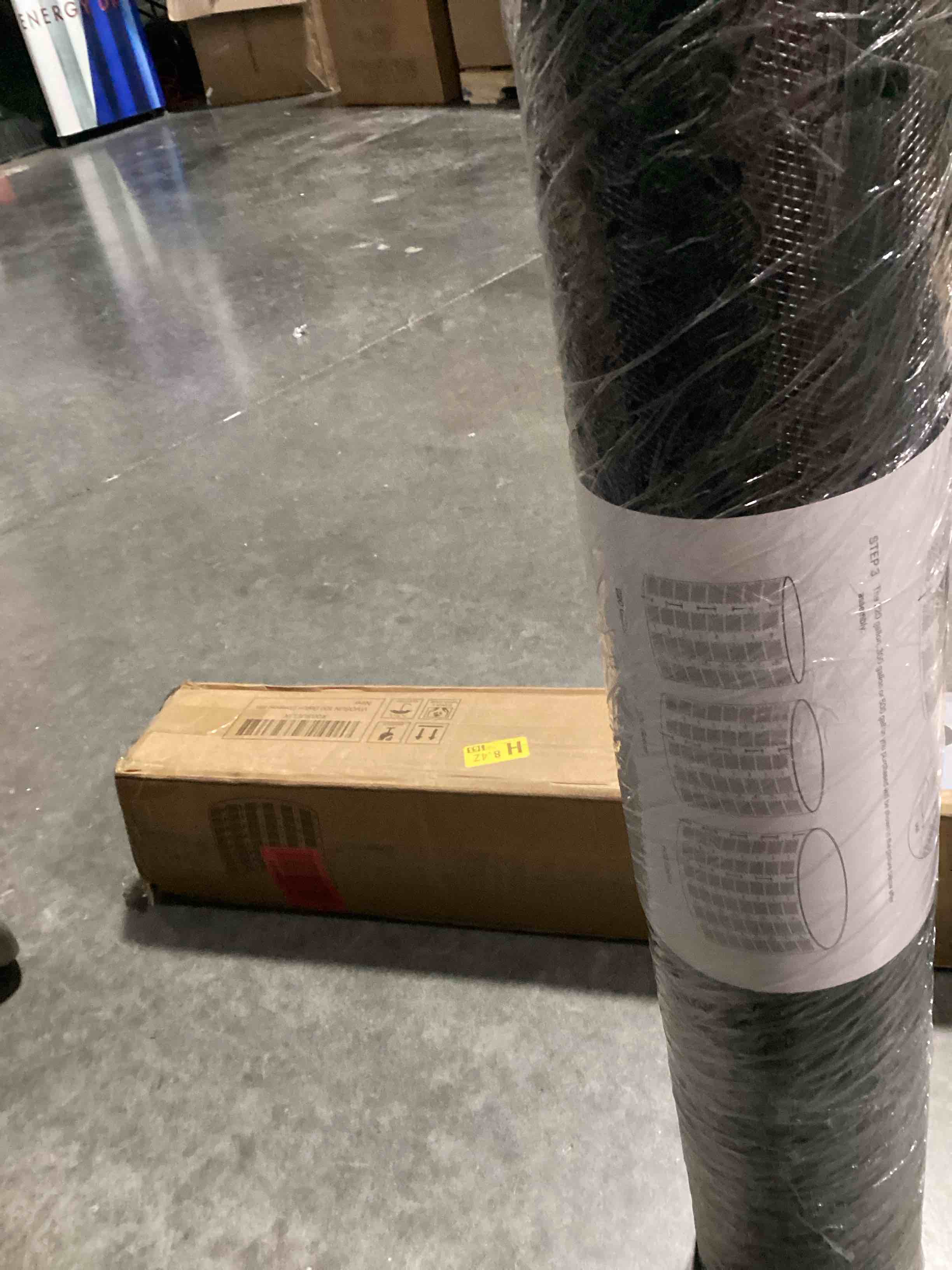 Condition photo showing Good Condition for metal fence post 5 feet black, pack of 10, t post for wire fence, rustproof u post fencing, no dig garden stakes for farm, orchard, and lawn, temporary fencing, outdoor light duty 5ft-10p black