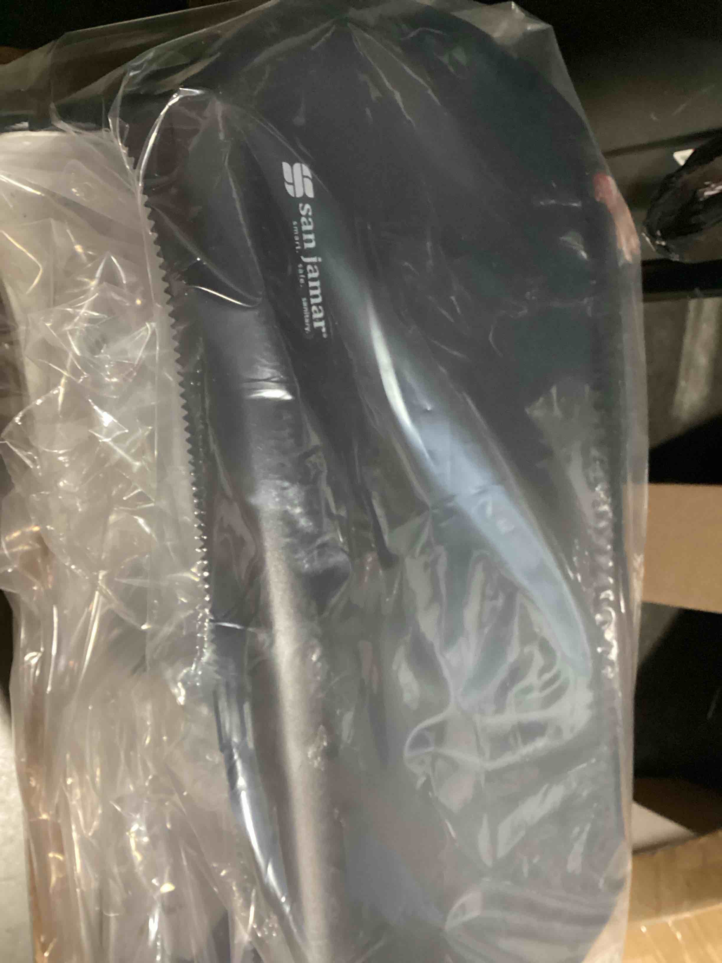 Condition photo showing New/Like New for sjmr4000tbk - san jamar twin roll jumbo tissue dispenser