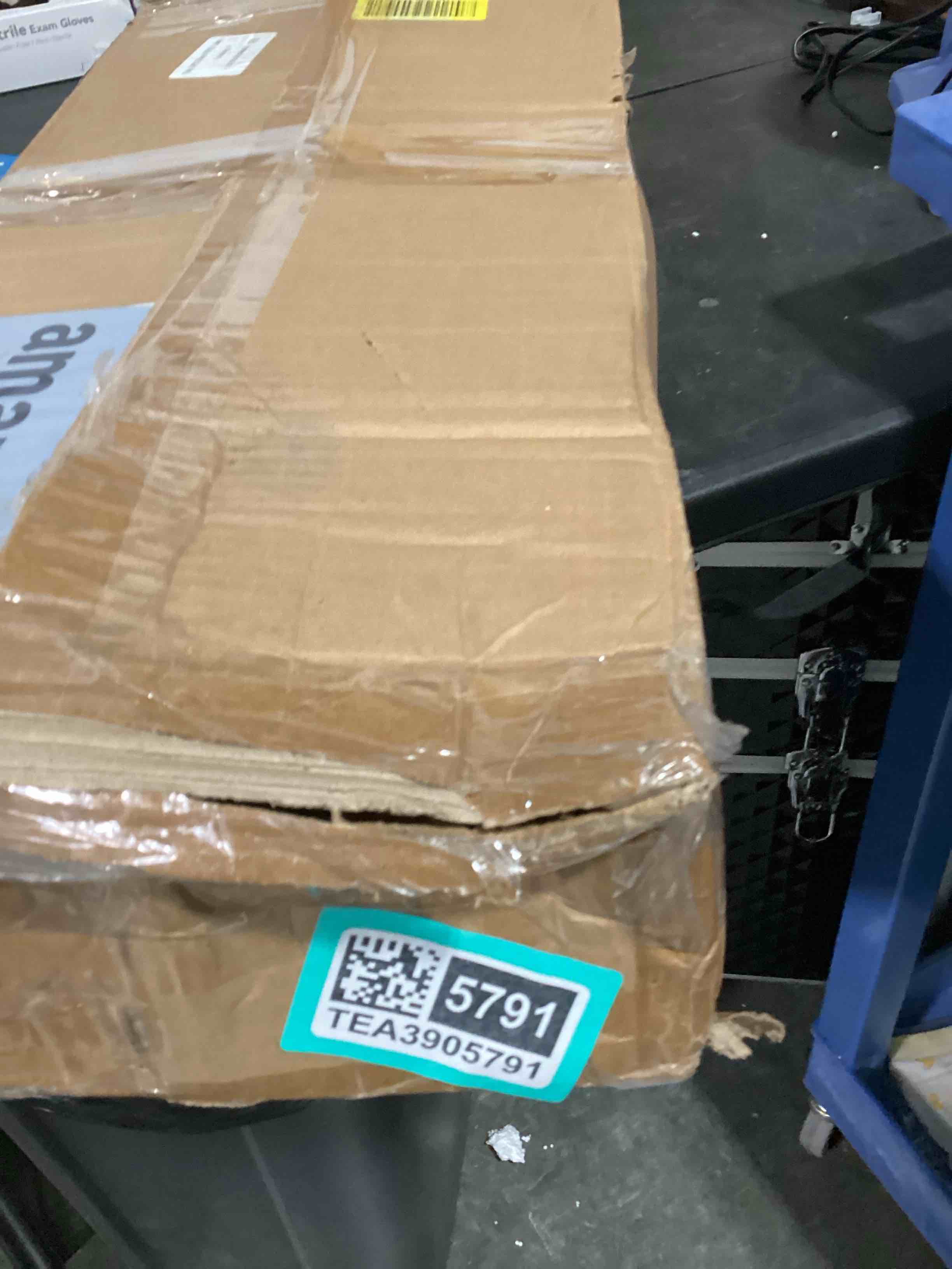 https://s3.amazonaws.com/lotting-images-prod/NKYBargainOutlett/TEA3905791_1781290169486.jpeg